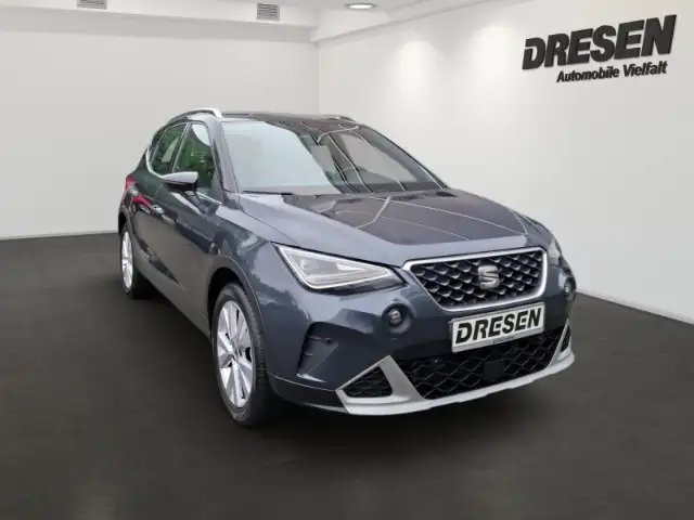 SEAT Arona view 2