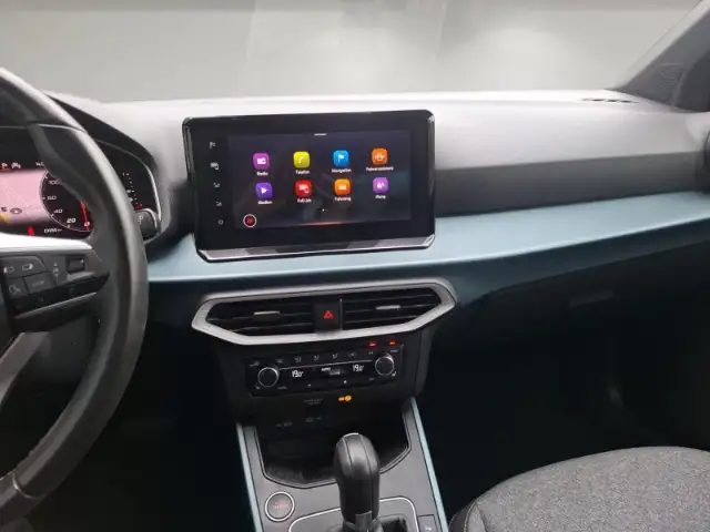 SEAT Arona view 9