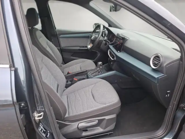SEAT Arona view 14