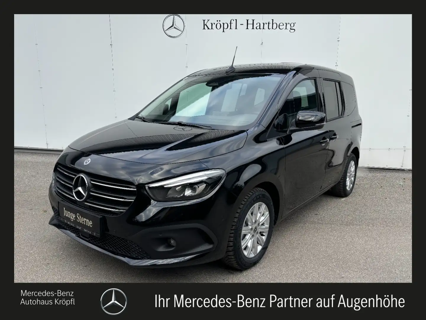 Mercedes-Benz T-Class T 180 d PROGRESSIVE Standard Navi AUT MBUX RKam Schwarz - 1
