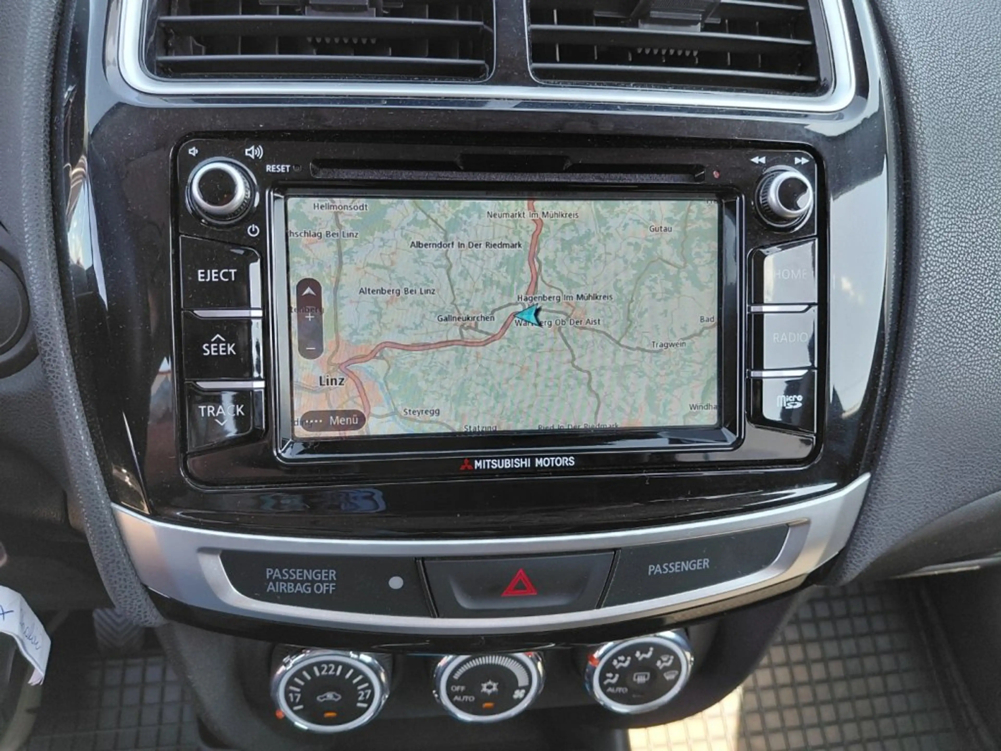 Mitsubishi ASX 1,6 DI-D LP 4WD Austria Edt.Connect — photo 13