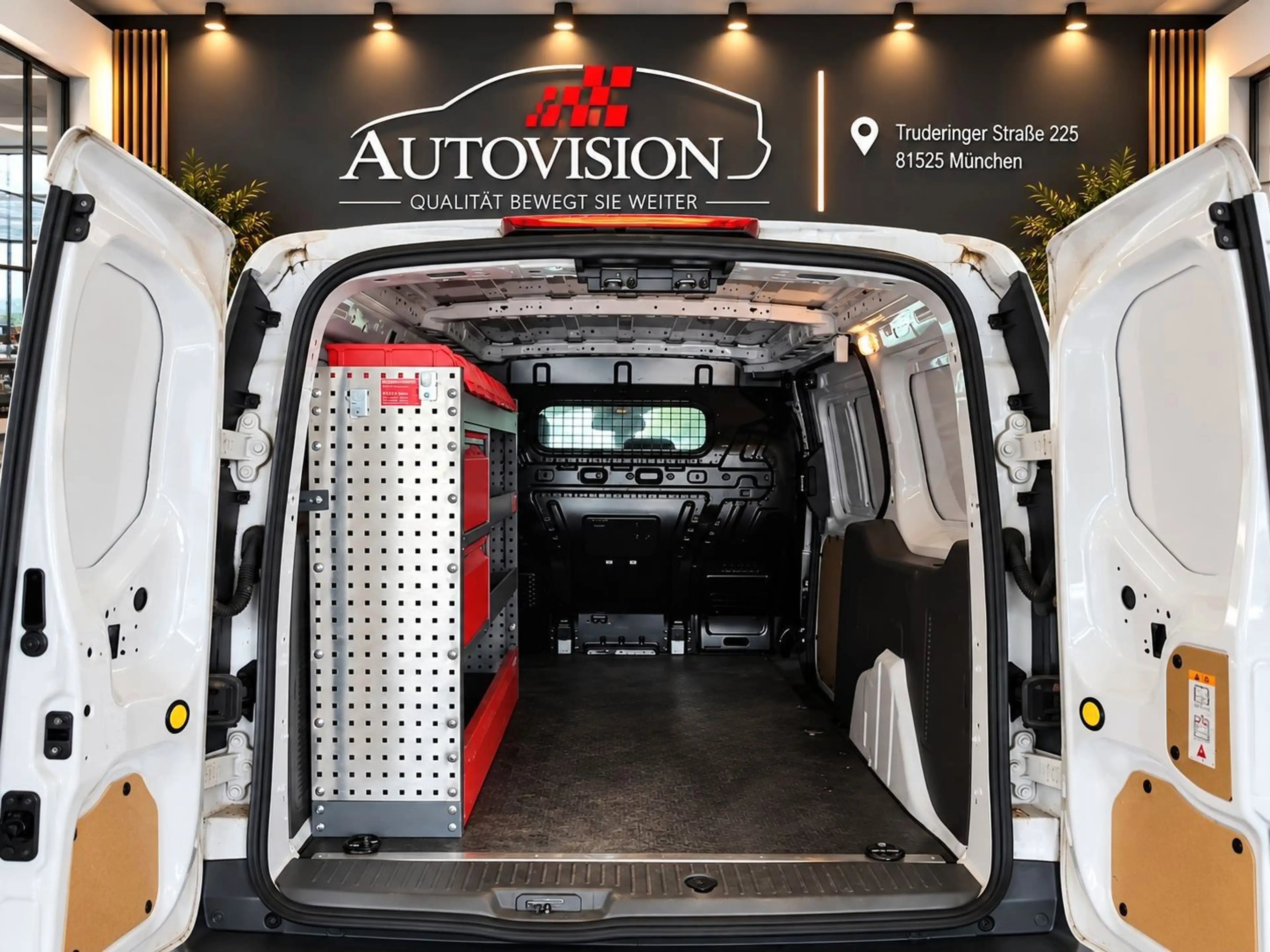 Ford Transit Connect L2 lang Trend WÜRTH REGAL/AHK/1H — photo 9