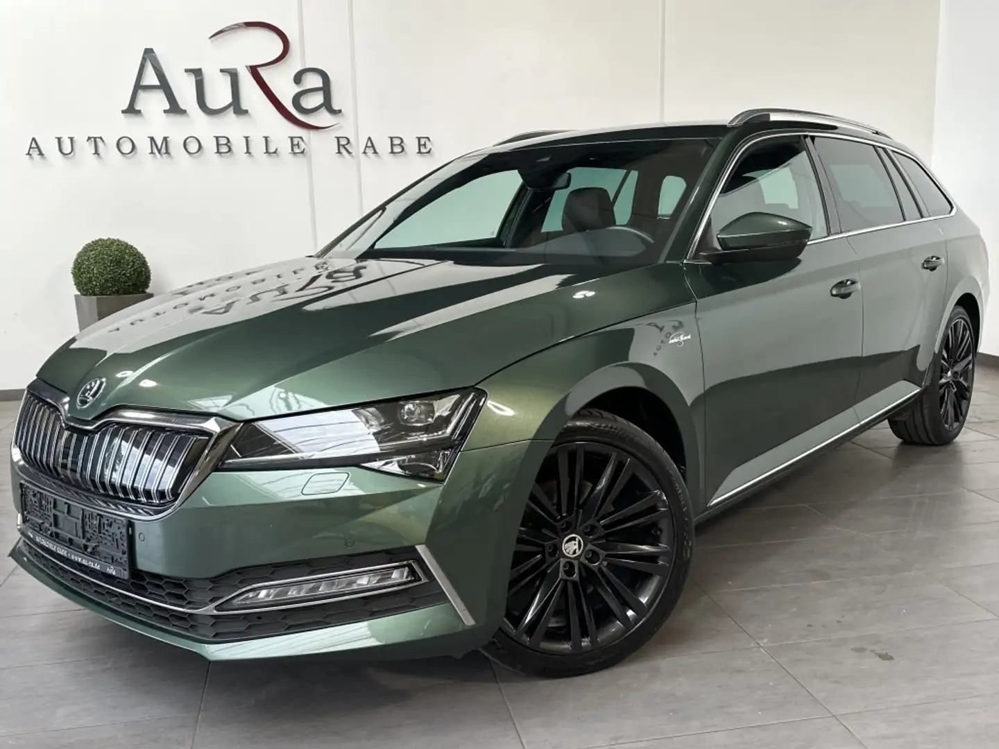 Skoda Superb Combi 1.4 TSI iV DSG L&K NAV+MATRIX+VCOCK Vert - 2