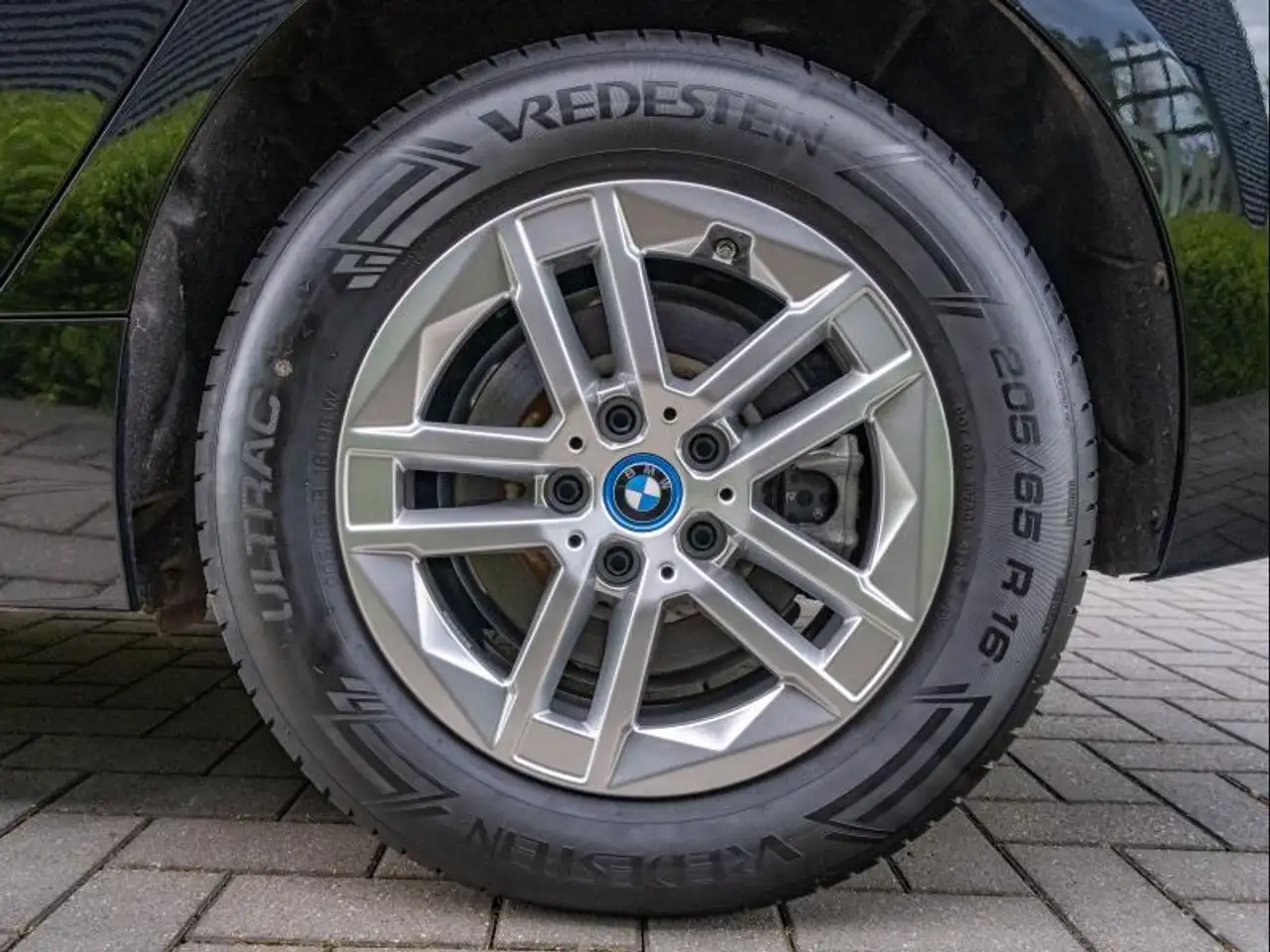 BMW 225 xDrive Active Tourer 8