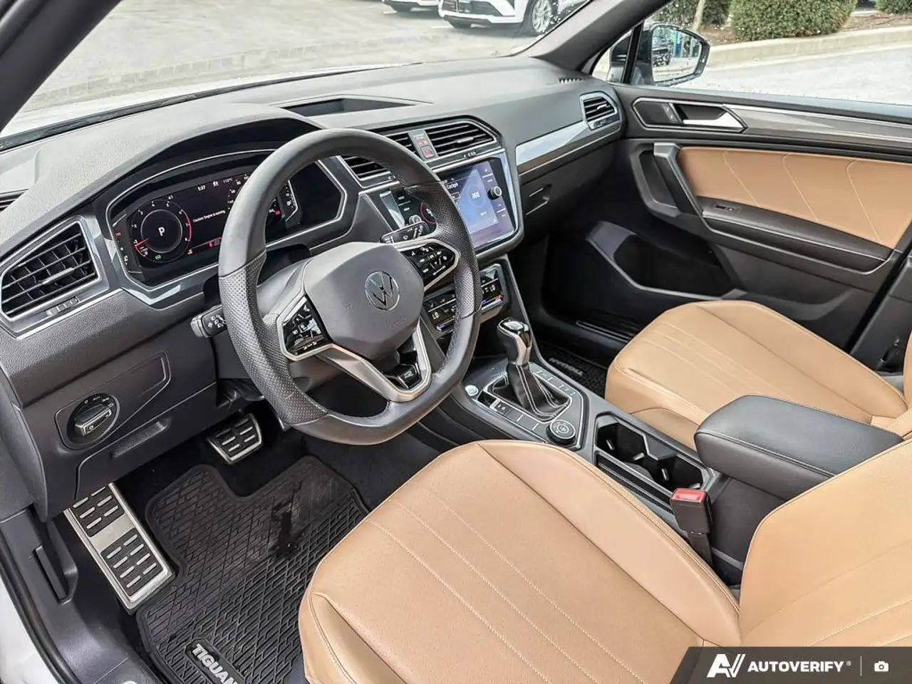 Volkswagen Tiguan photo Volkswagen Tiguan