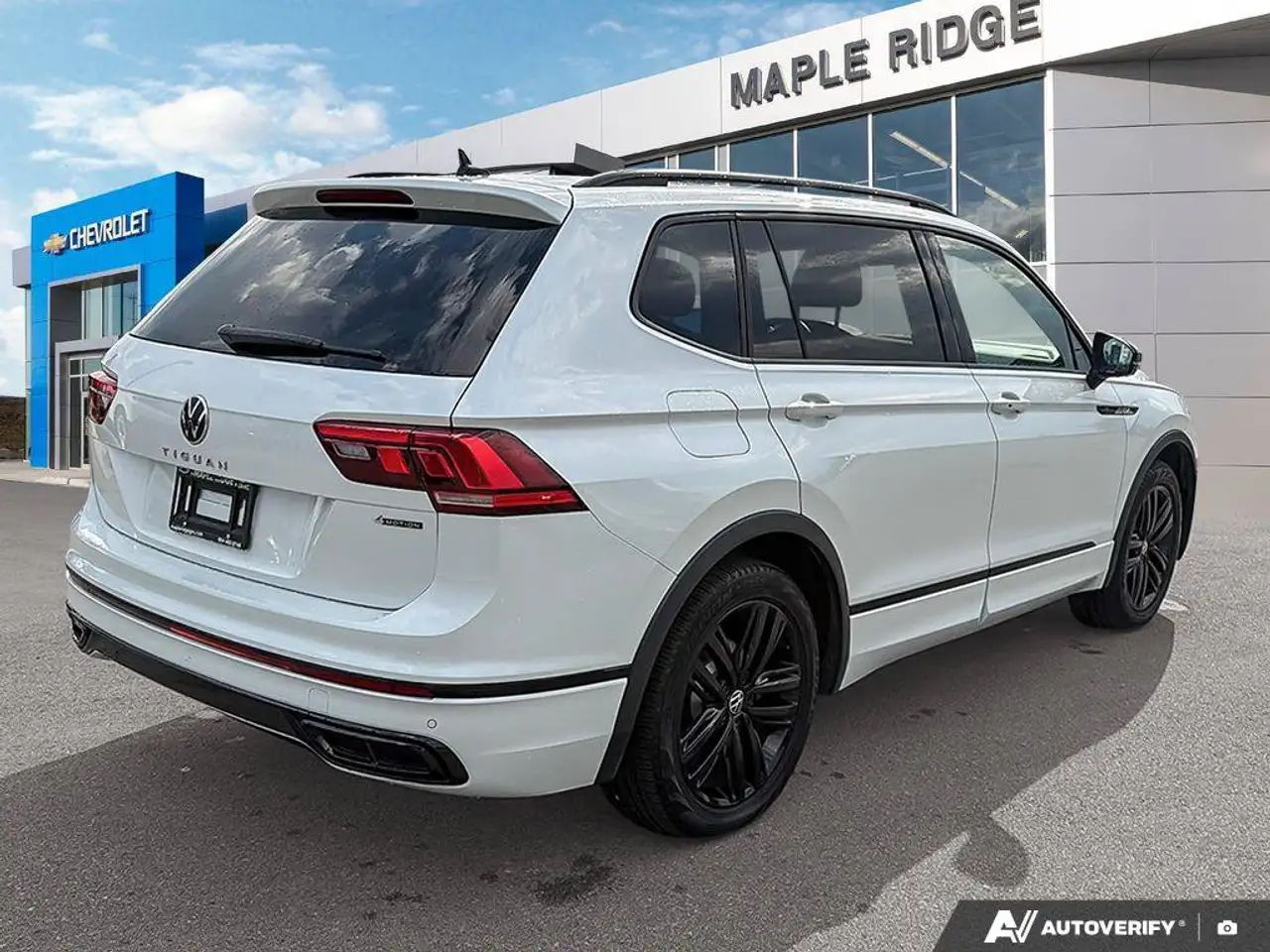 Volkswagen Tiguan photo Volkswagen Tiguan
