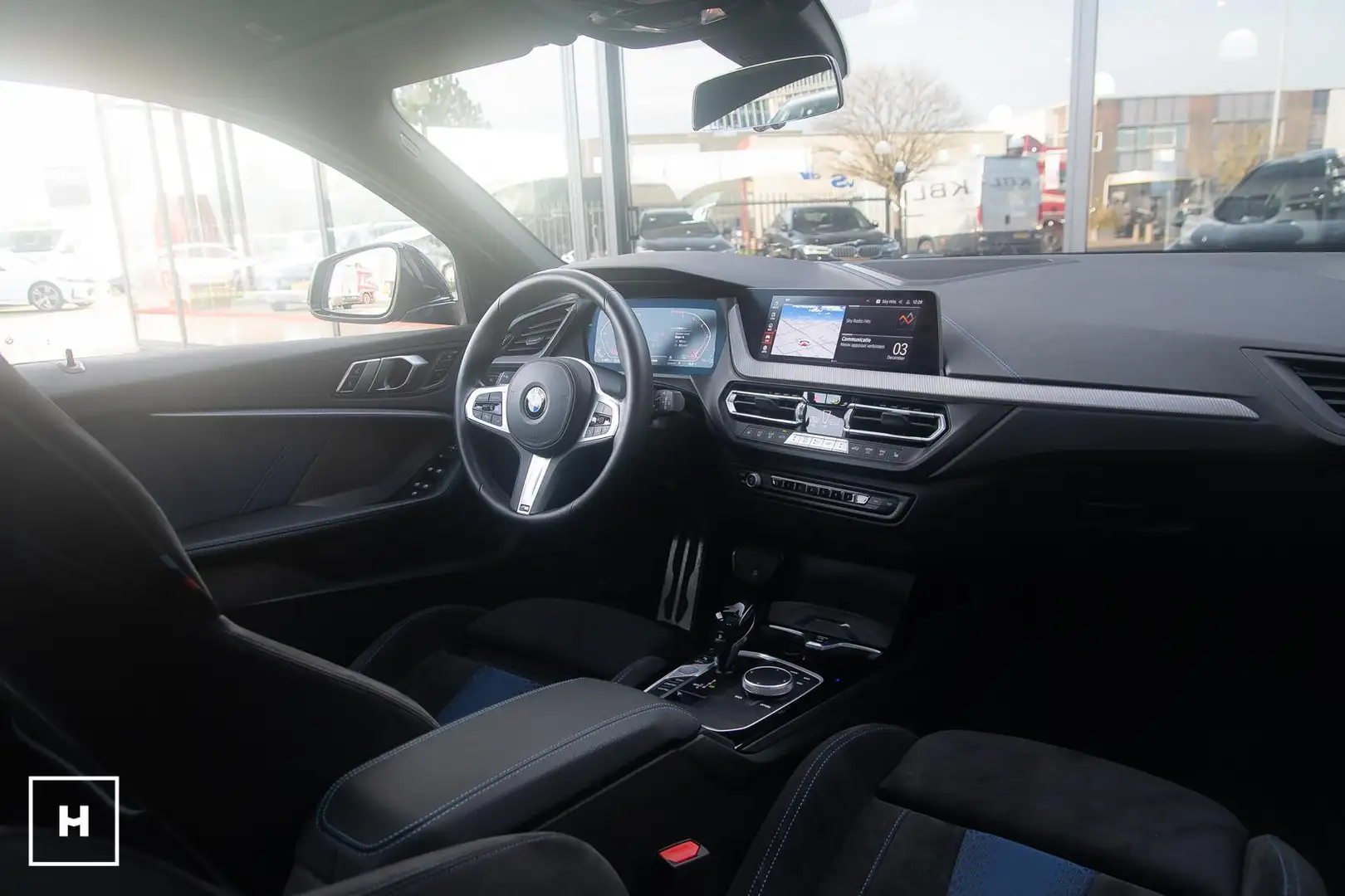 BMW 118 1-serie 118i M-Sport | Pano | H/K | Memory | Adapt Negro - 2