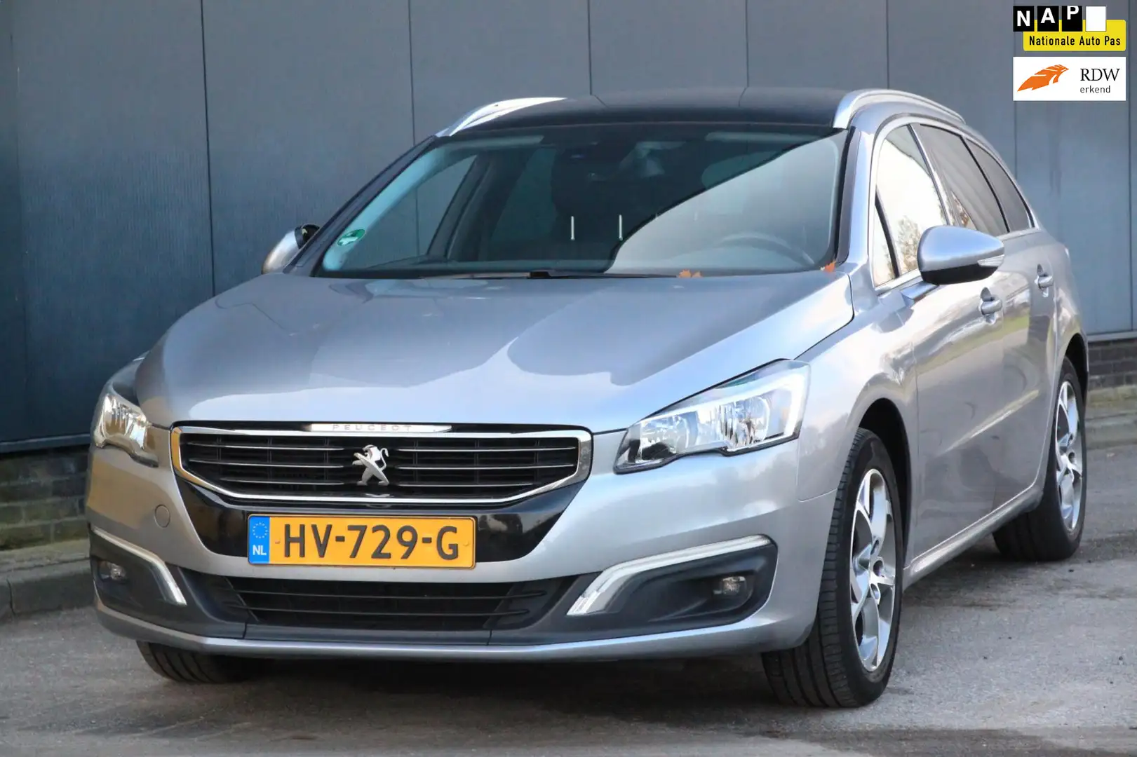 Peugeot 508 SW 1.6 e-HDi Blue Lease Executive Panorama/Navigat Gris - 1