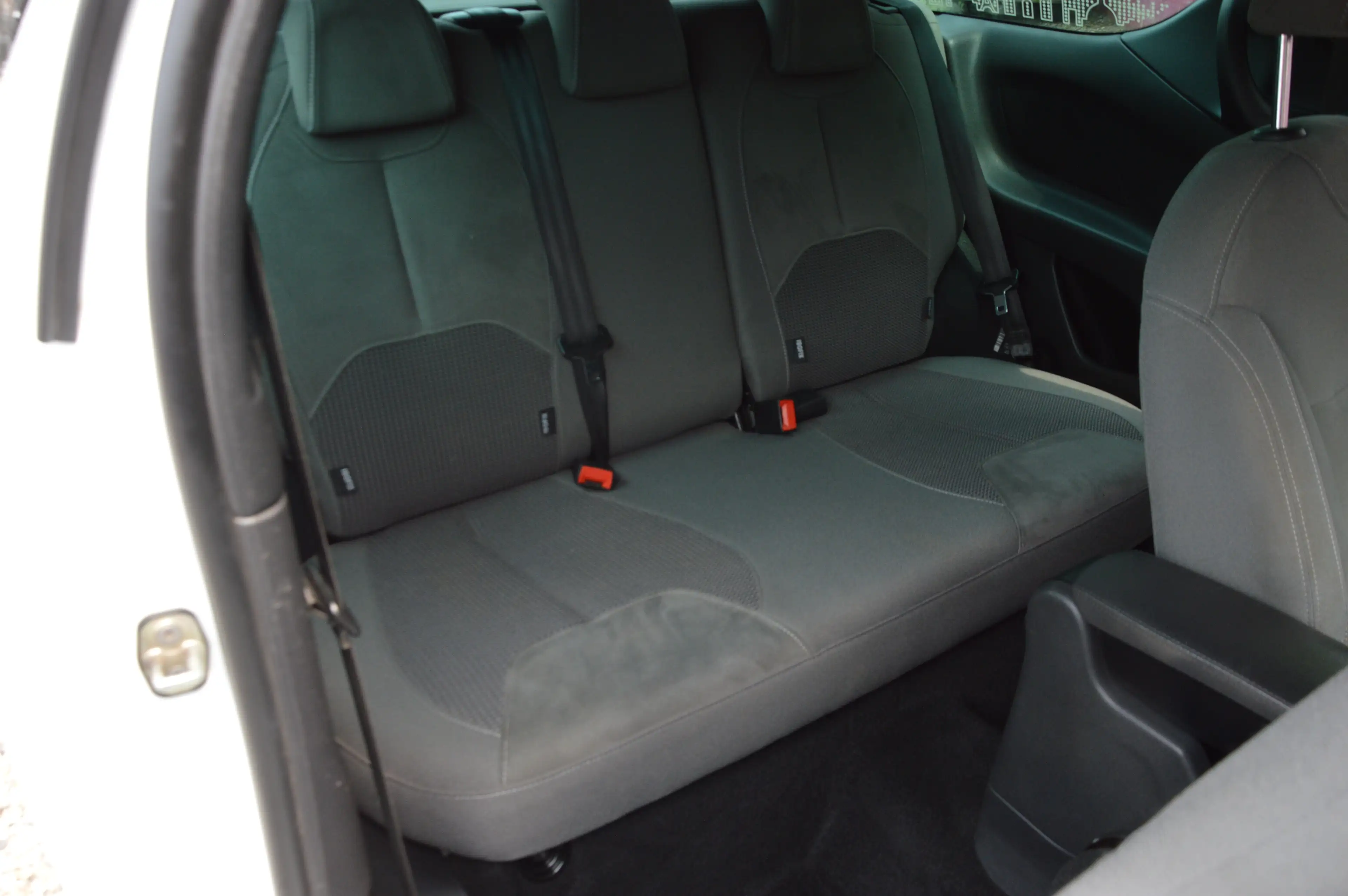 Citroen DS3 1.6e-HDi So Chic NAV CAM CLIM CRUIS 165.597KM — photo 11