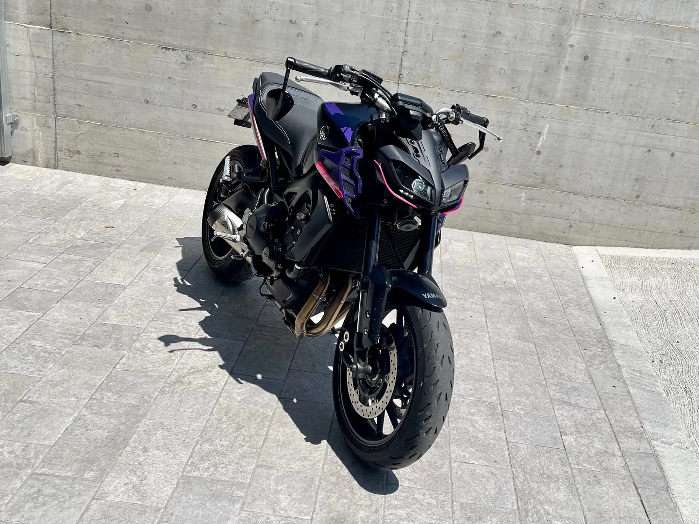 Yamaha MT-09 ABS Schwarz - 2