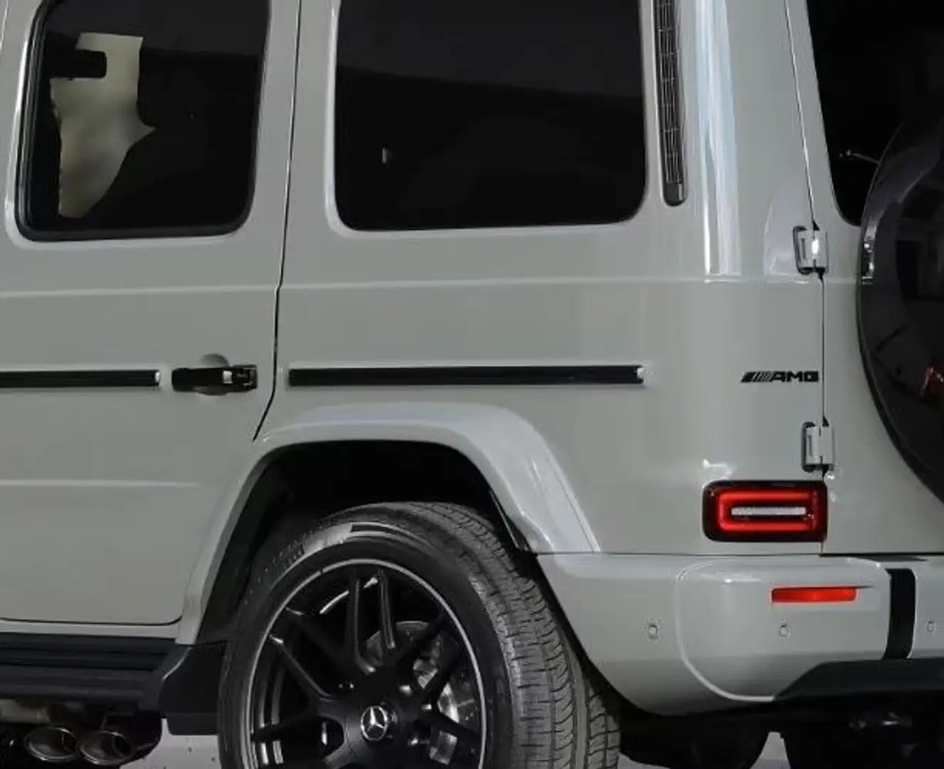 Mercedes-Benz G 63 AMG AMG G63 *A22*Superior*Night*MY26*12/2025 Gris - 2