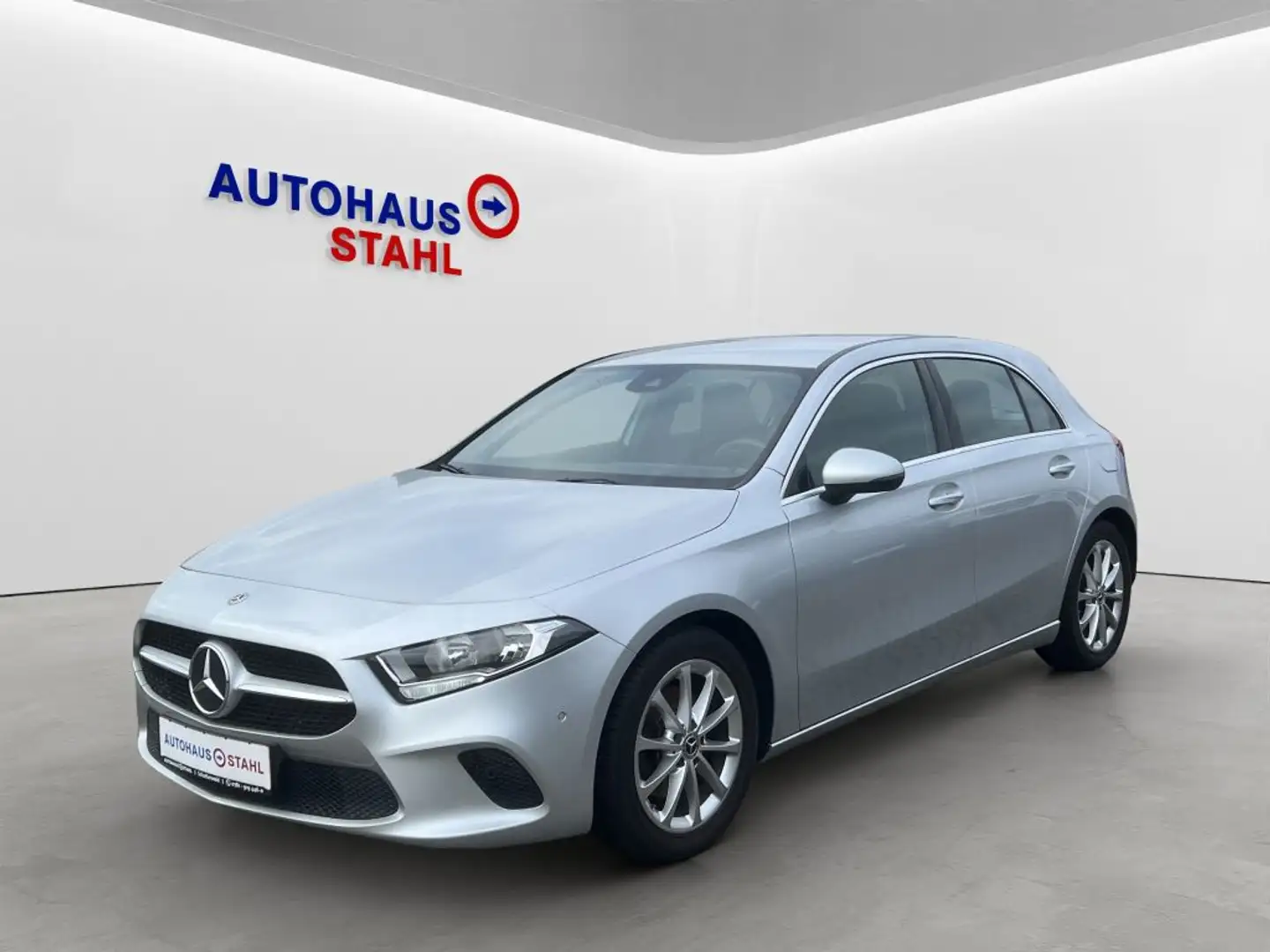 Mercedes-Benz A 200 Progressive Silber - 1