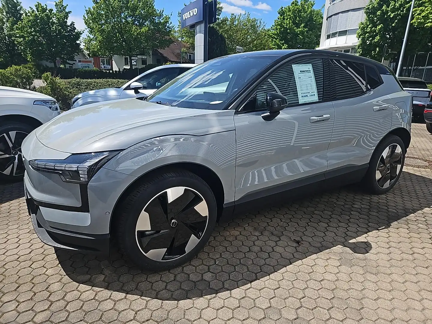 Volvo EX30 Ultra AWD Gris - 1