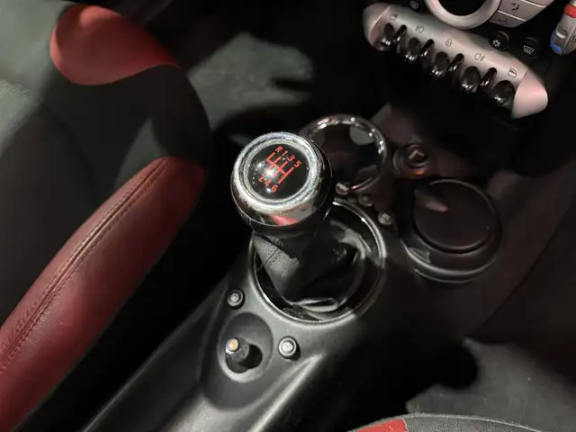 Mini Clubman view 12