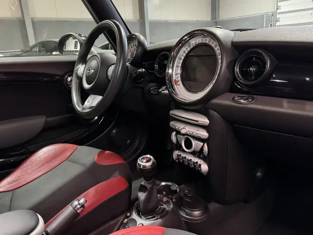 Mini Clubman view 11