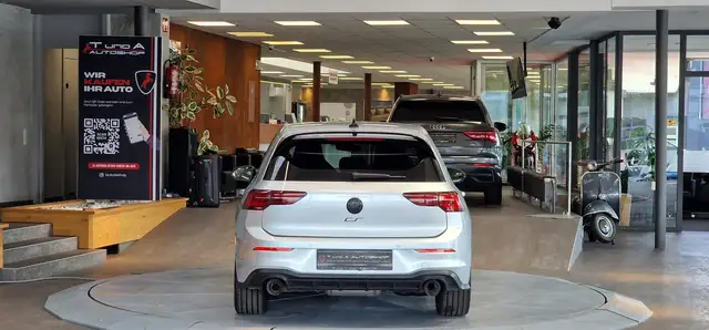 Volkswagen Golf view 8
