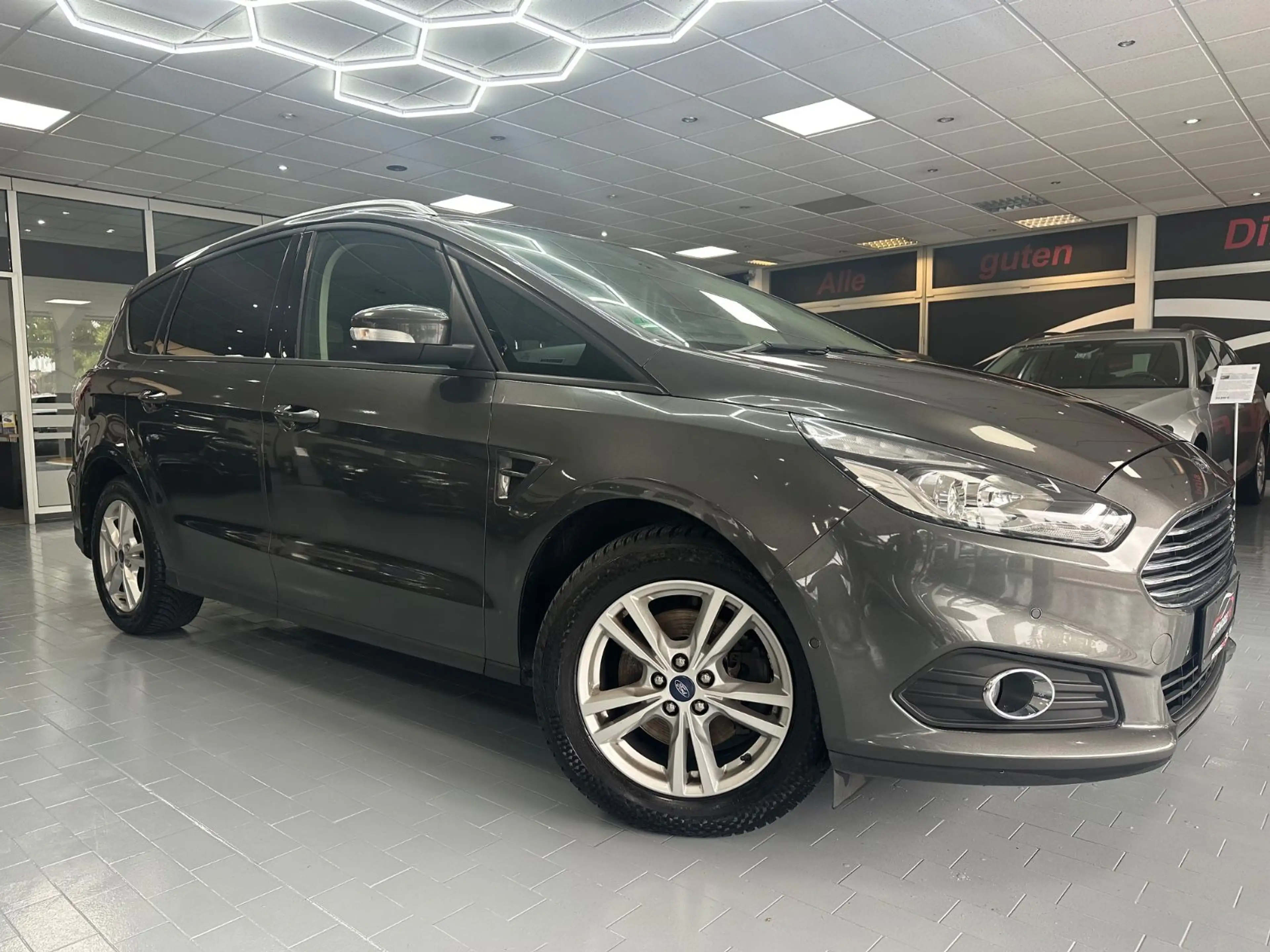 Ford S-Max S-MAX 2.0 EcoBlue Business/ 7 Sitzer/ Kamera/AHK — photo 2