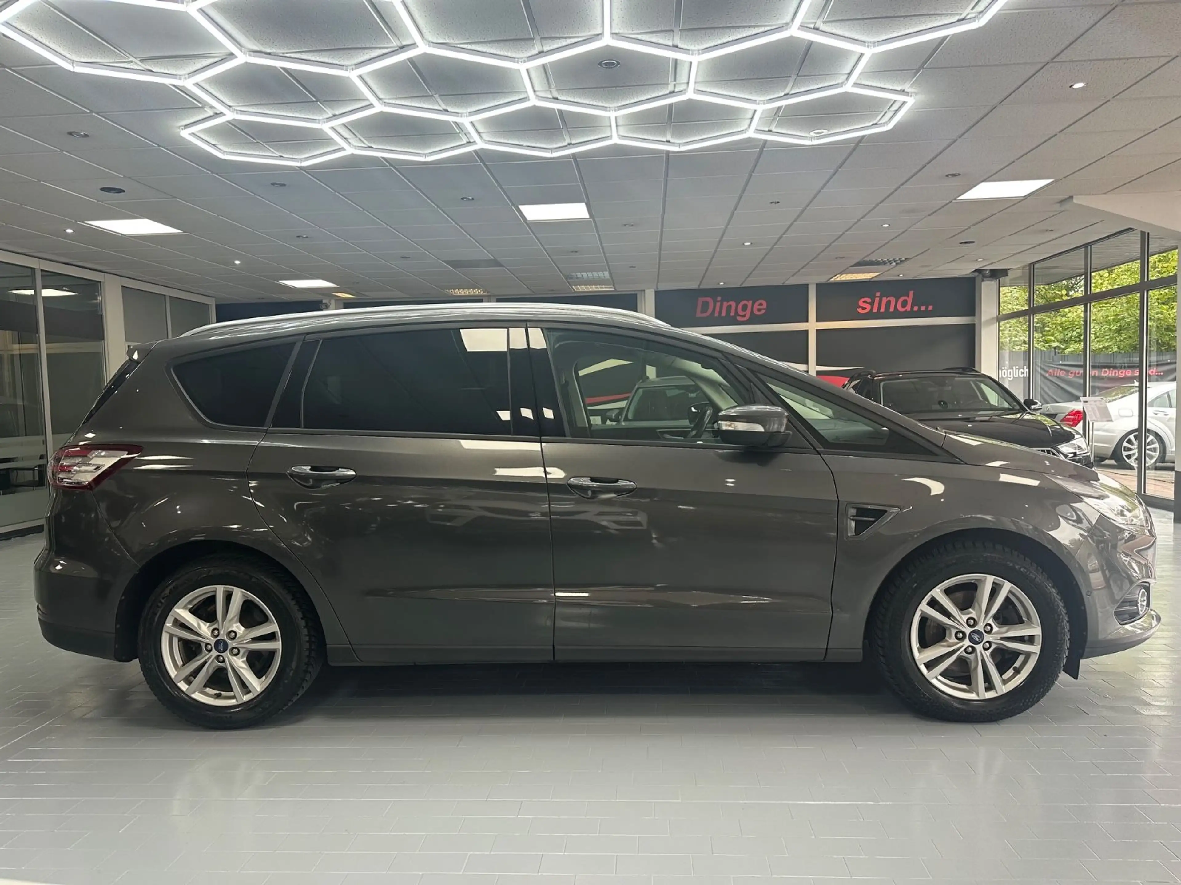Ford S-Max S-MAX 2.0 EcoBlue Business/ 7 Sitzer/ Kamera/AHK — photo 9