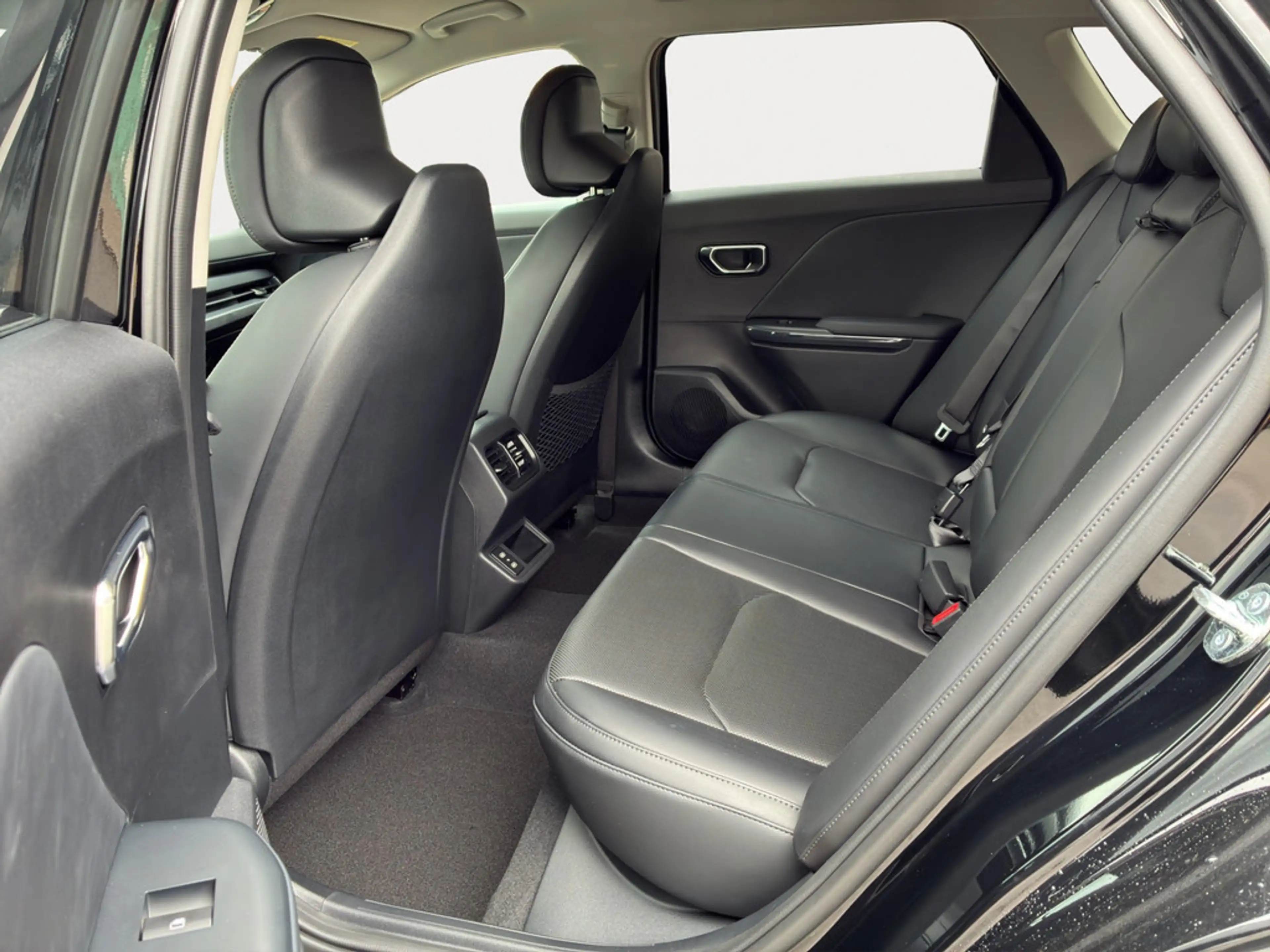 Kia K4 SW 1.6 T-GDI DCT Spirit | LEDER | NAVI | SHZ — photo 9