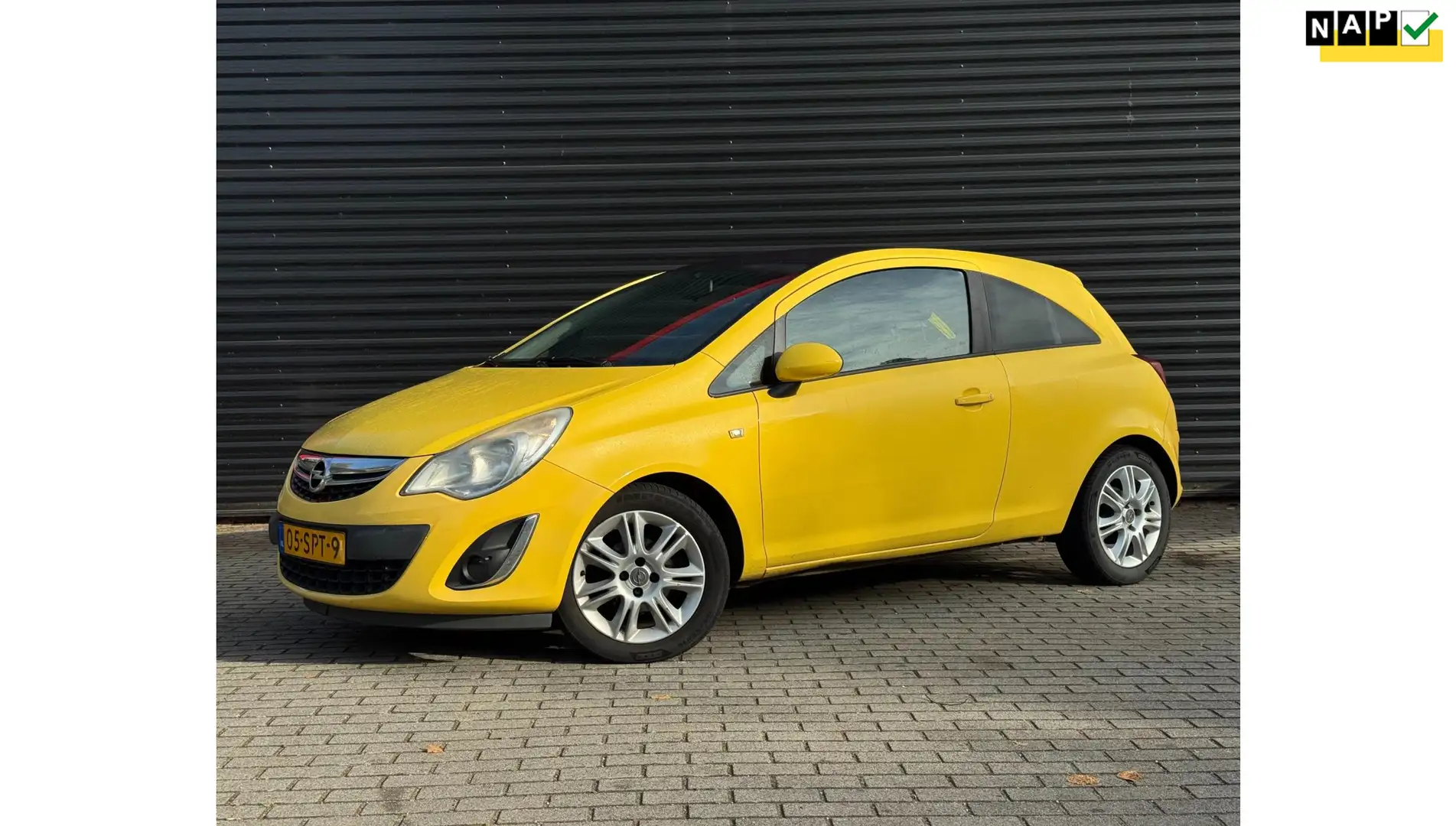 Opel Corsa 1.2 EcoFlex Color Edition LPG Gelb - 1
