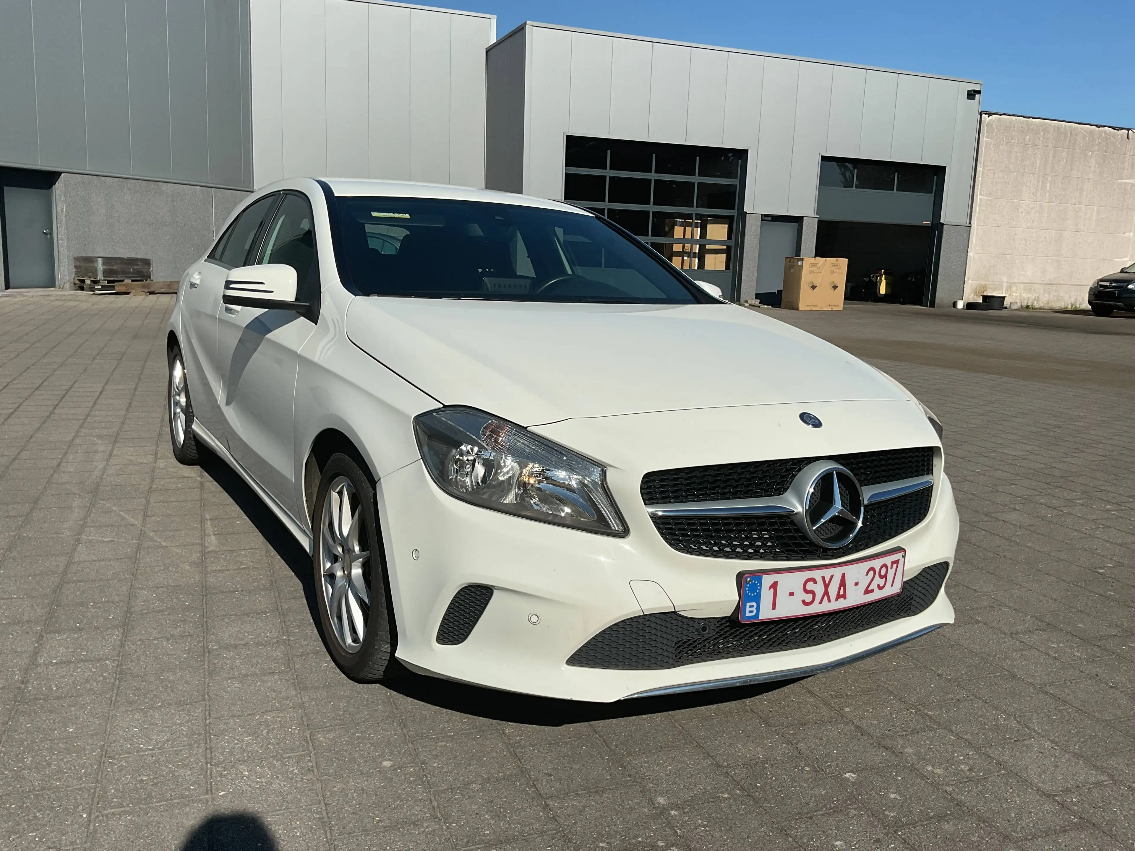 Mercedes-Benz A 180 Progressief * wegklapbare trekhaak * navigatie * parkeersensoren V + A — photo 3