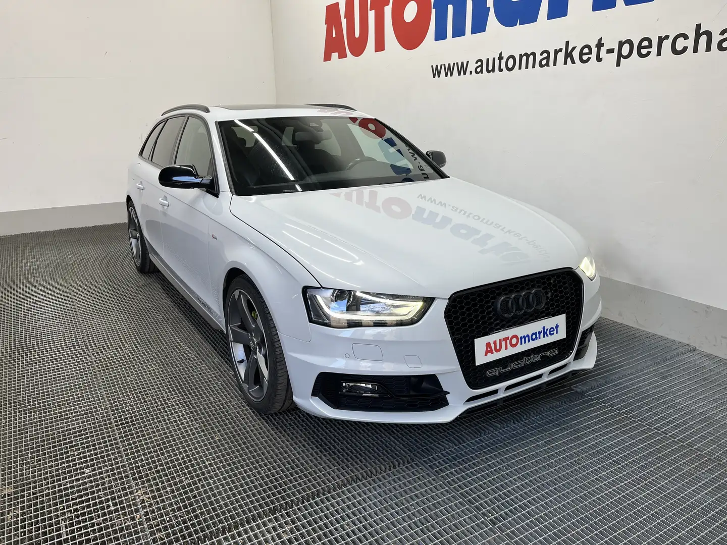 Audi A4 Avant 2.0 TDI S-Line Sport Quattro 177CV S-Tronic Bianco - 2