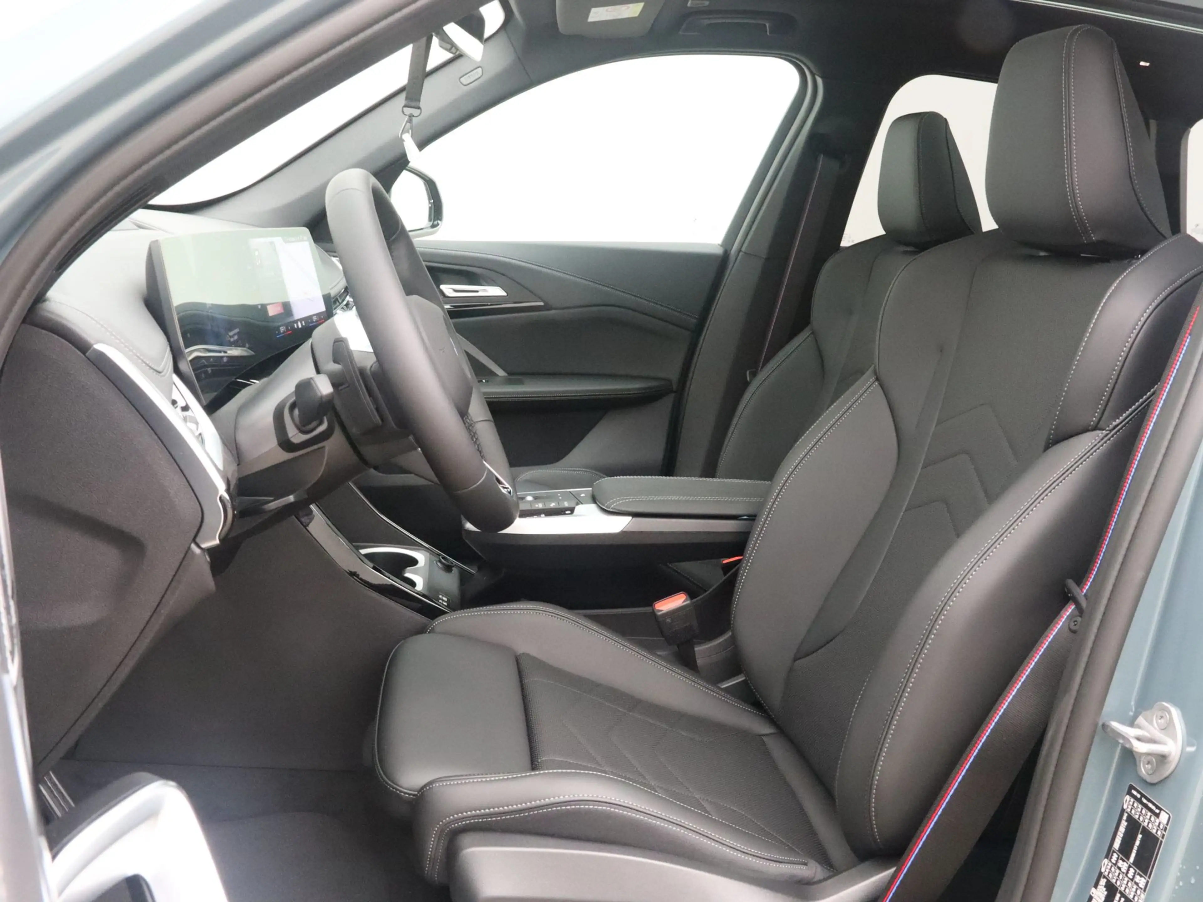 BMW iX1 eDrive20 67 kWh M Sport Edition — photo 5