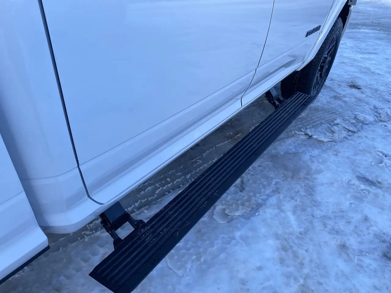 RAM 3500 снимка RAM 3500