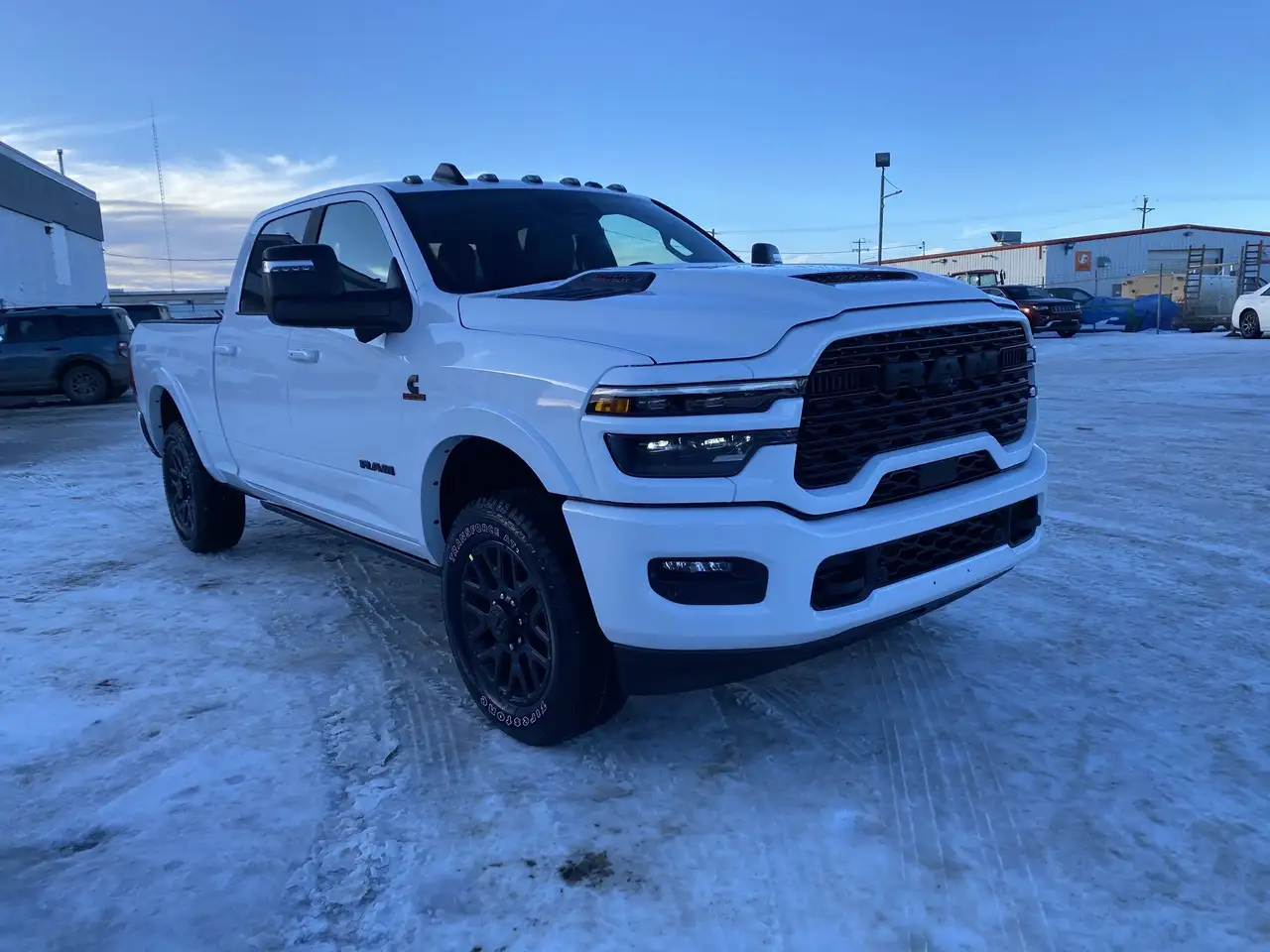 RAM 3500 снимка RAM 3500