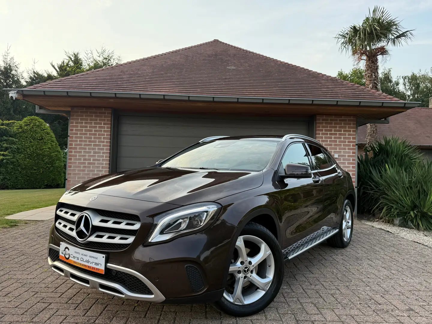 Mercedes-Benz GLA 180 GLA 180 d SPORT/BOITE AUTO./TOIT PANO./XENON/G.1AN Bruin - 2