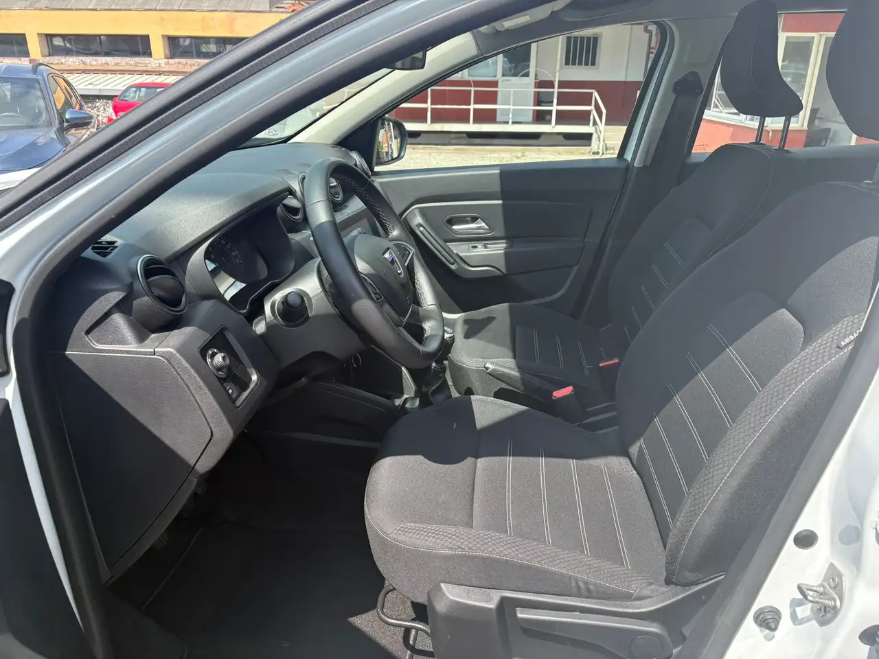 Dacia Duster 1.0 tce Prestige Gpl 4x2 100cv 8