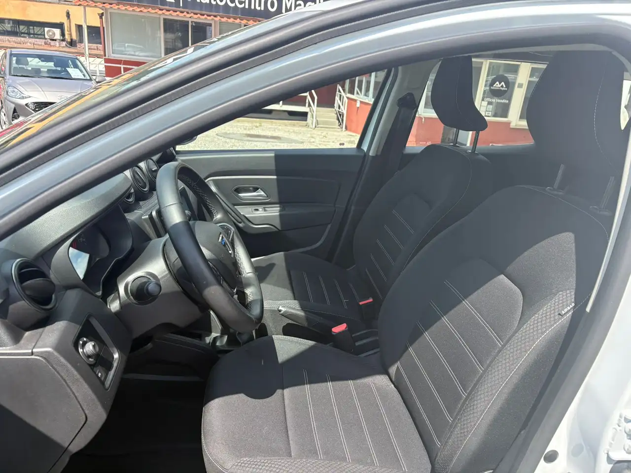 Dacia Duster 1.0 tce Prestige Gpl 4x2 100cv 9