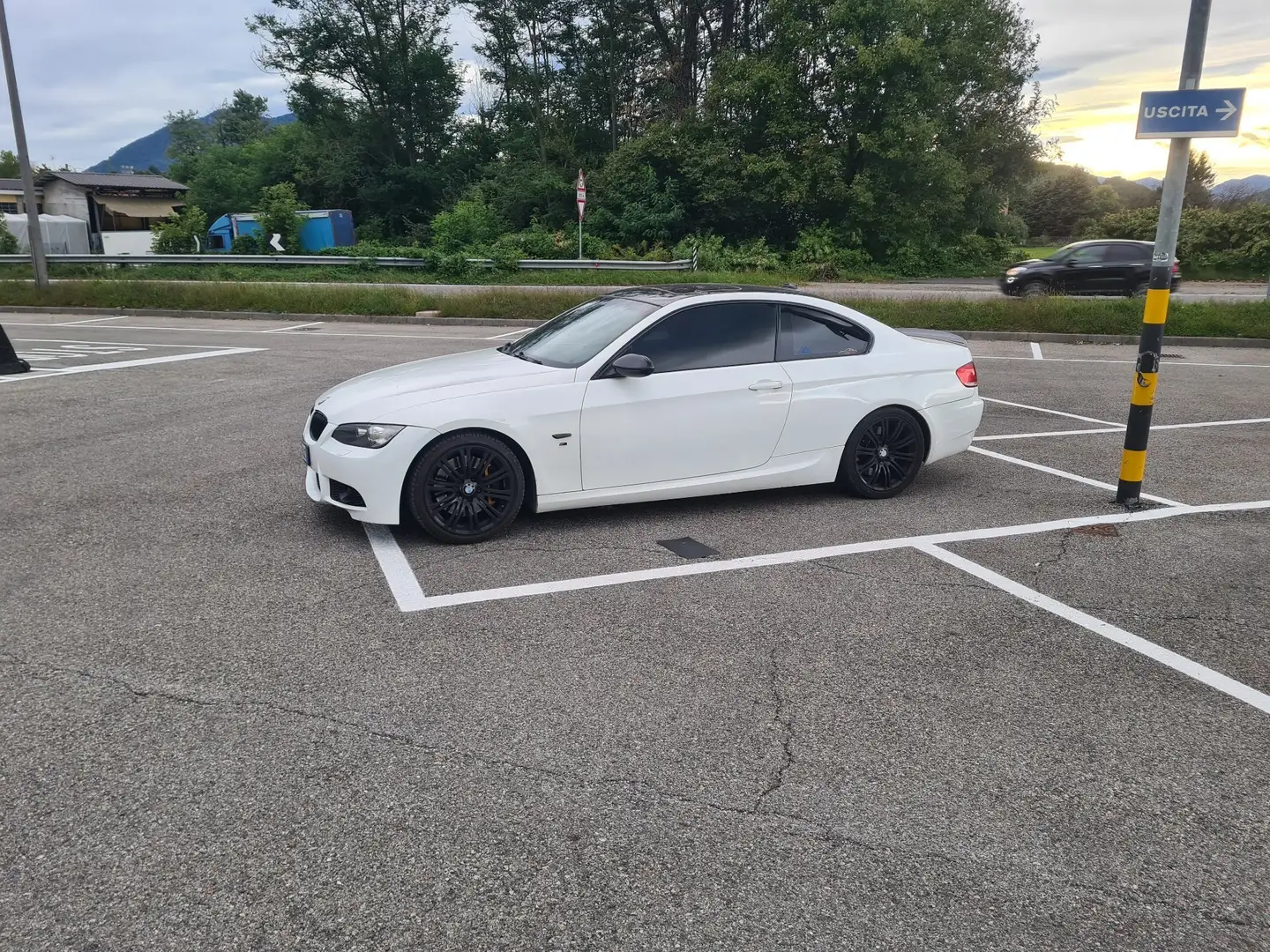 BMW 330 330d Coupe Msport - 1