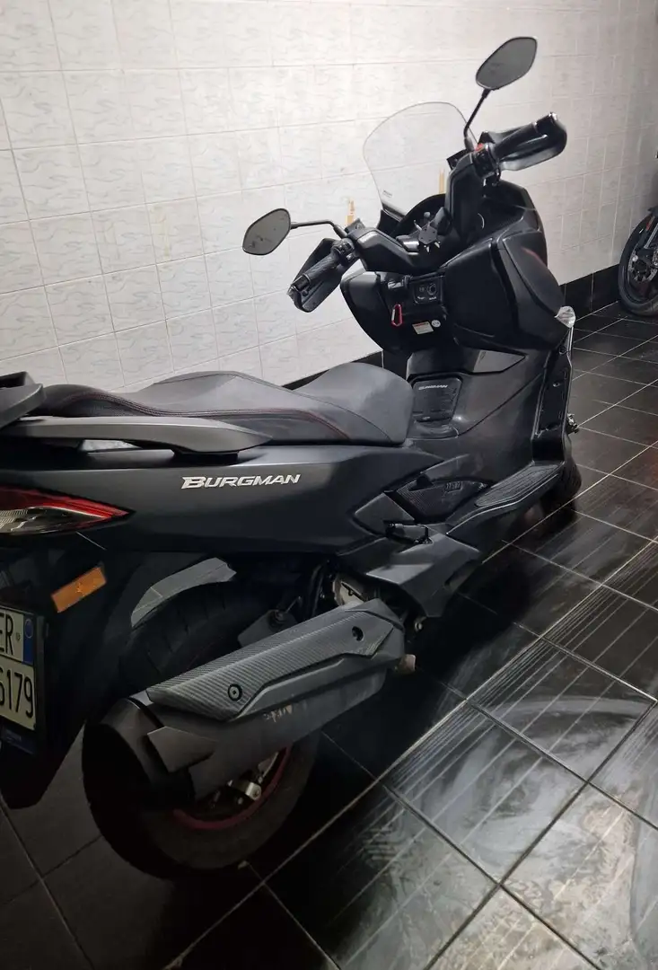 Suzuki Burgman 400 Чорний - 2