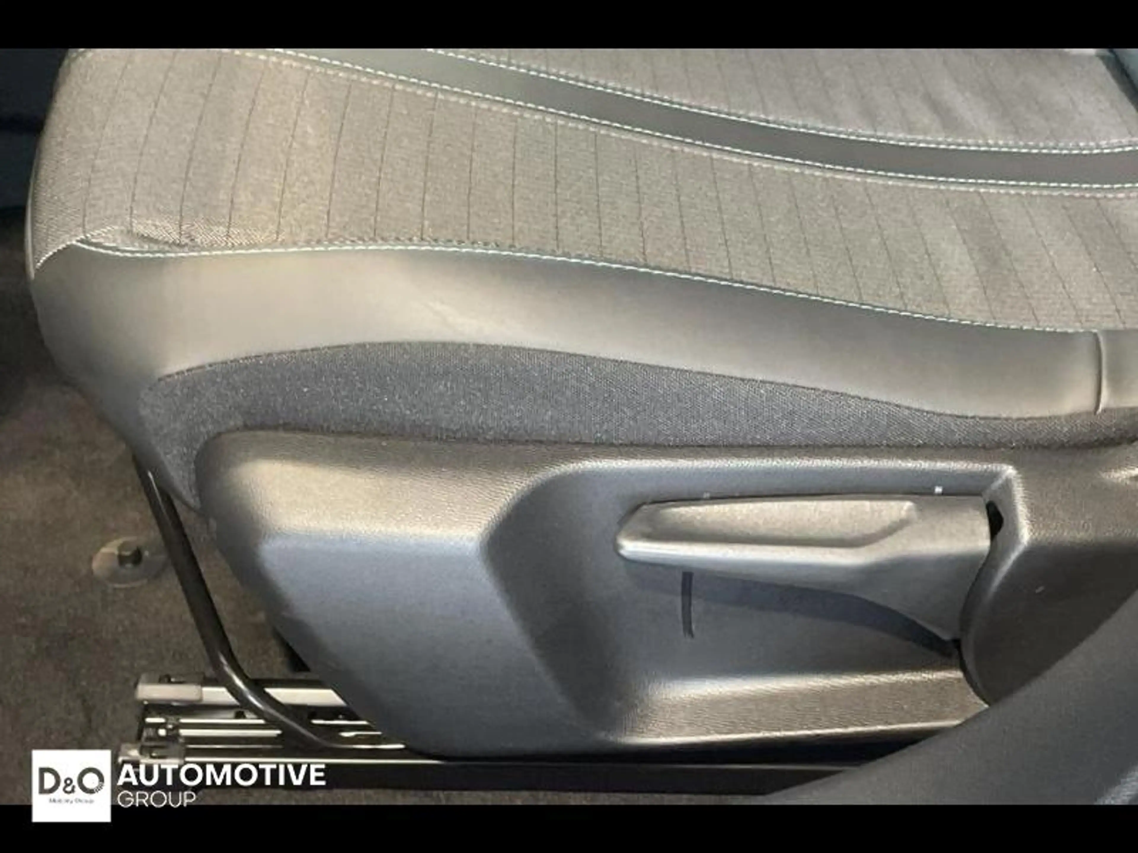 Peugeot 2008 Allure | auto airco | GPS | camera | — photo 14