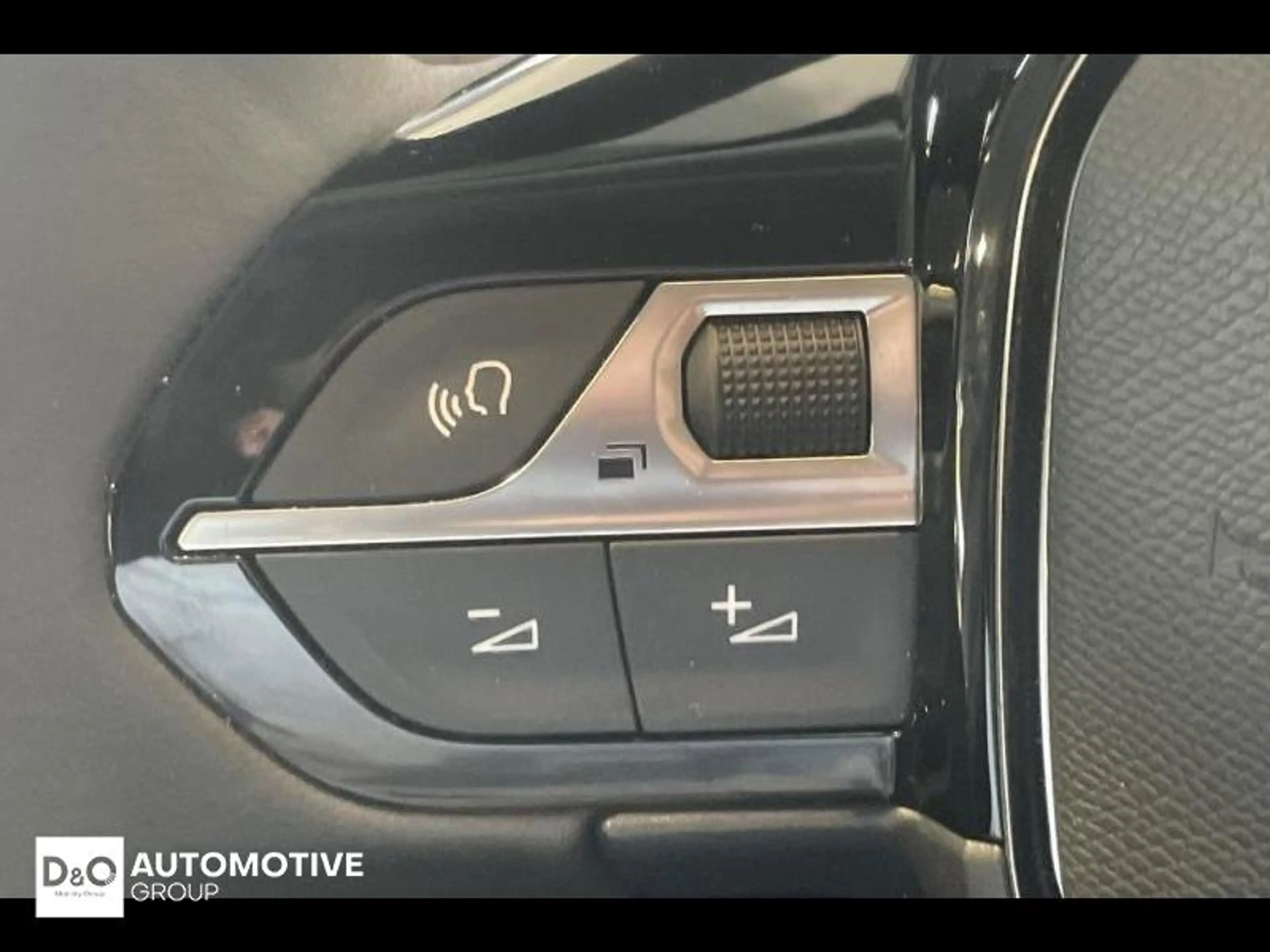 Peugeot 2008 Allure | auto airco | GPS | camera | — photo 28