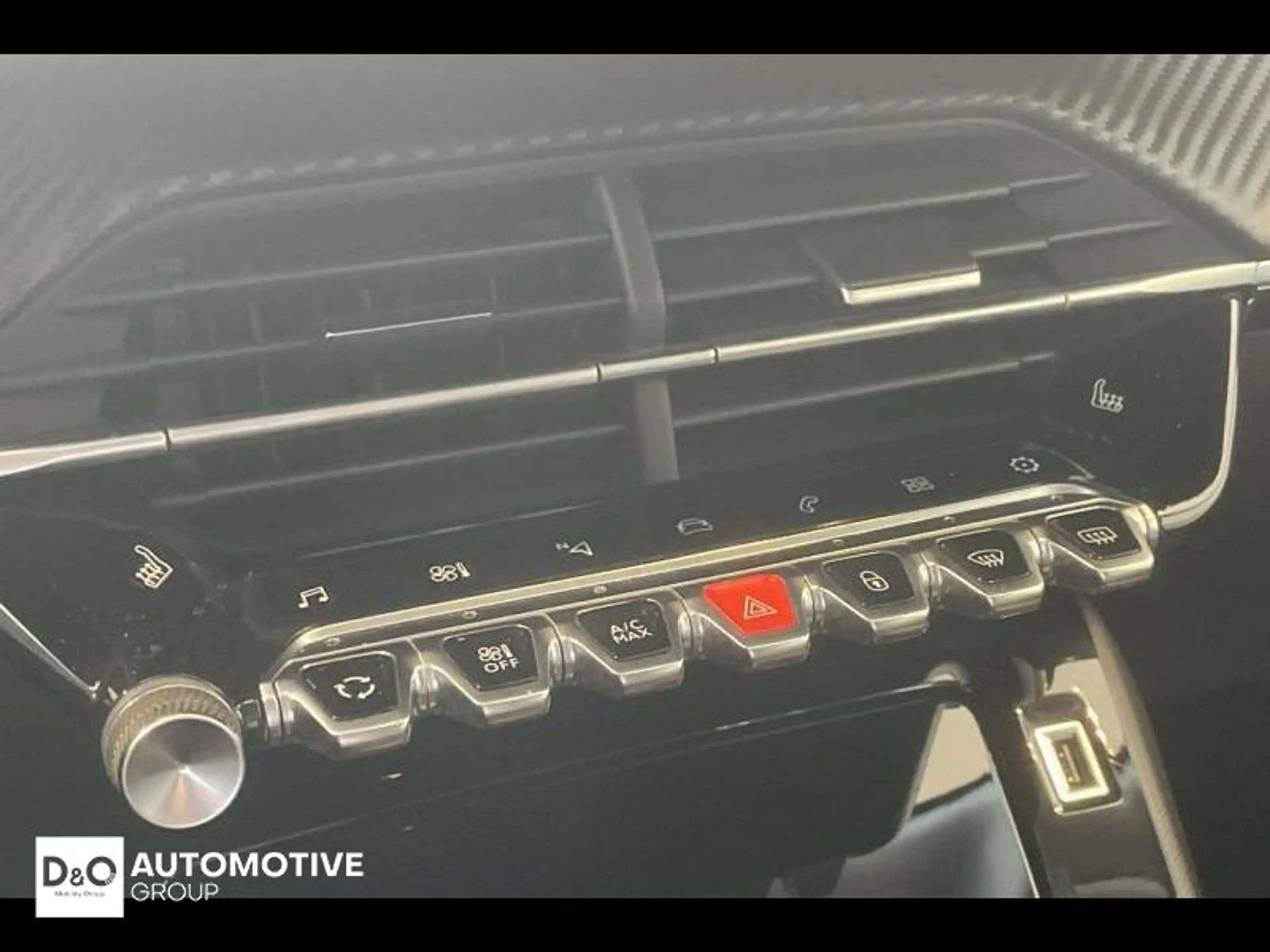 Peugeot 2008 Allure | auto airco | GPS | camera | — photo 34