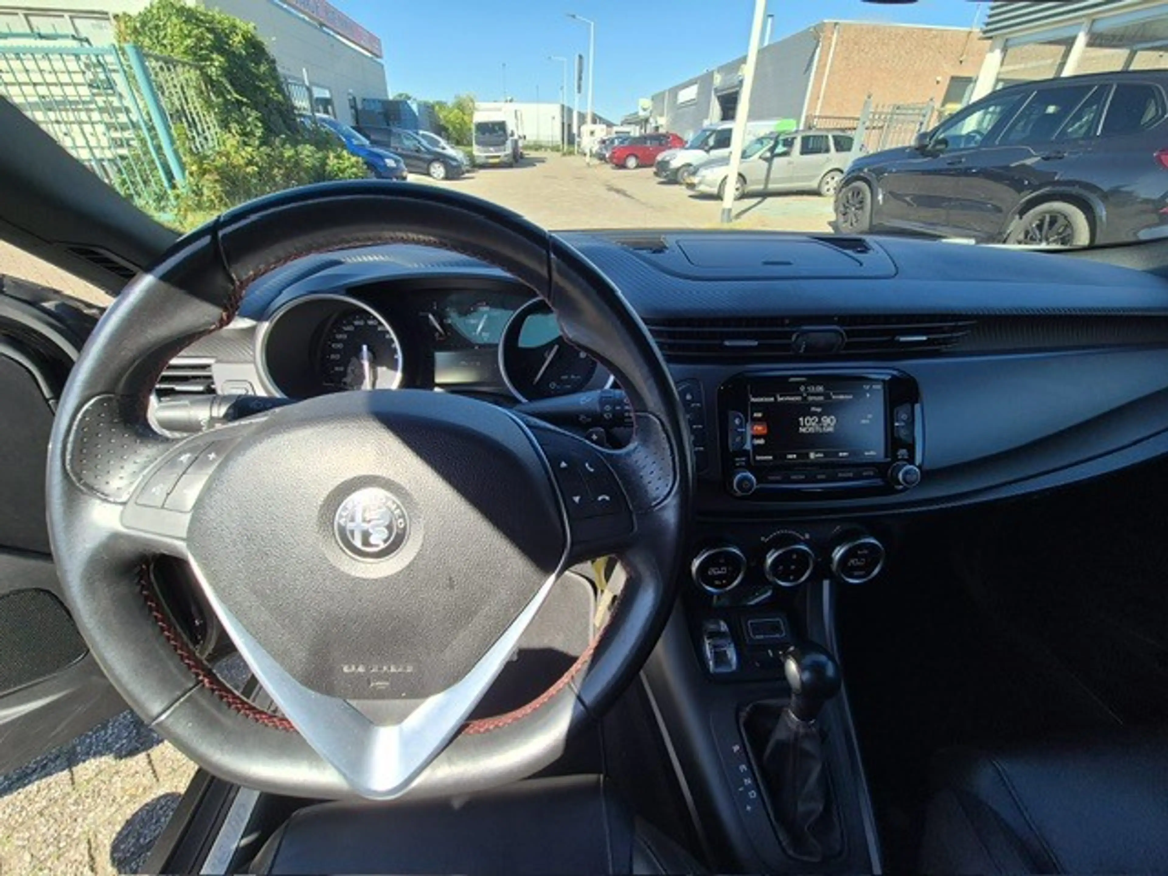 Alfa Romeo Giulietta 1.4 Turbo MultiAir 170pk TCT Exclusive — photo 3