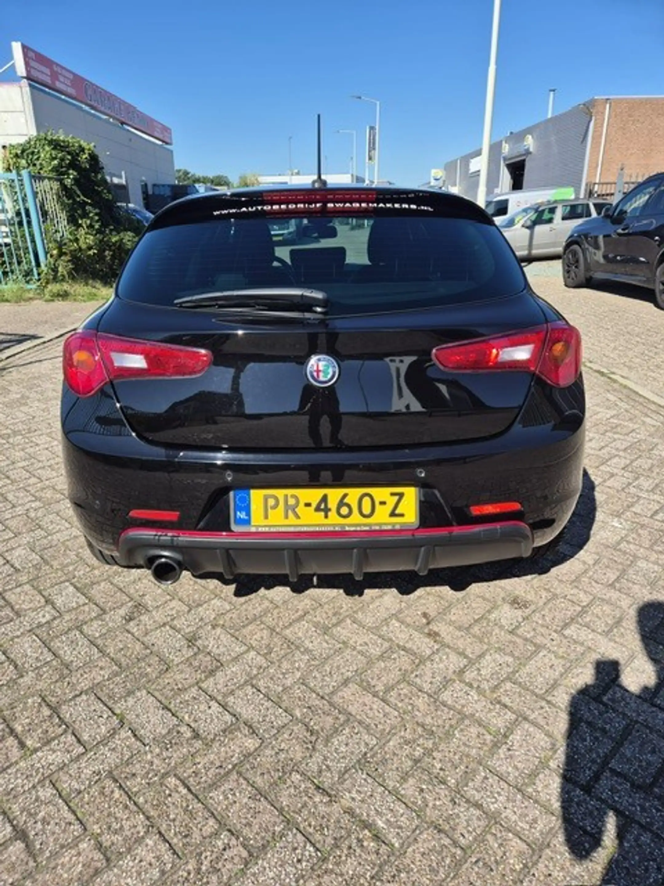 Alfa Romeo Giulietta 1.4 Turbo MultiAir 170pk TCT Exclusive — photo 4