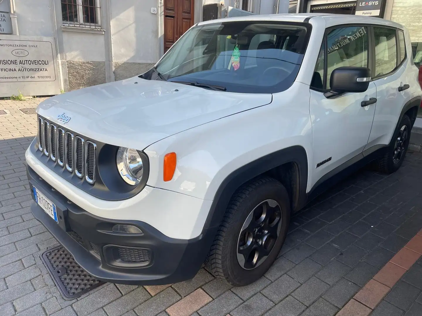 Jeep Renegade Renegade 1.6 e-torq evo Sport fwd 110cv Weiß - 2