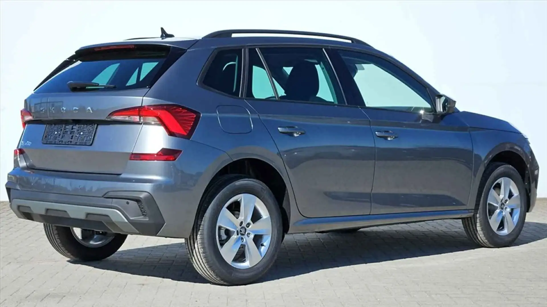 Skoda Kamiq 1,0 TSI 130 Jahre Keyless LED Kamera Gris - 2