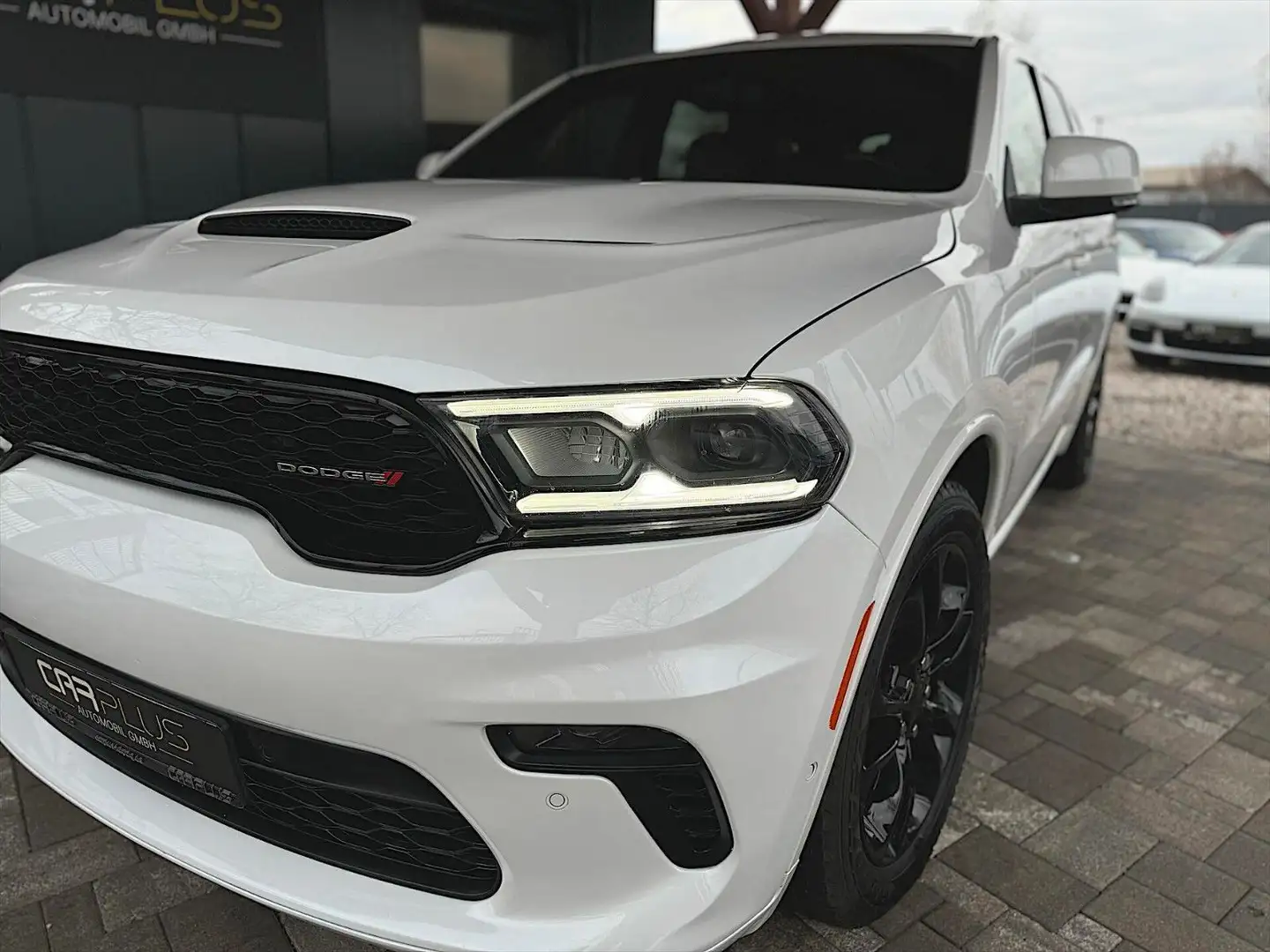 Dodge Durango 5.7 V8 SRT R/T 4x4 Night-Paket Modell 22 Wit - 2