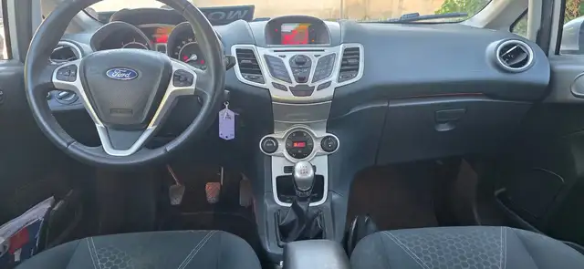Ford Fiesta view 4