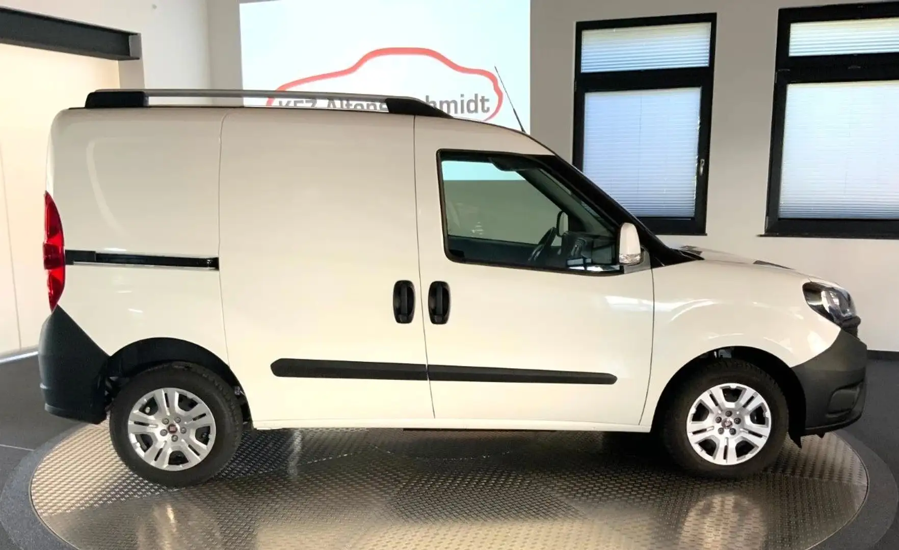Fiat Doblo Multijet Professional *Temp*Klima*3-Sitzer* Weiß - 2