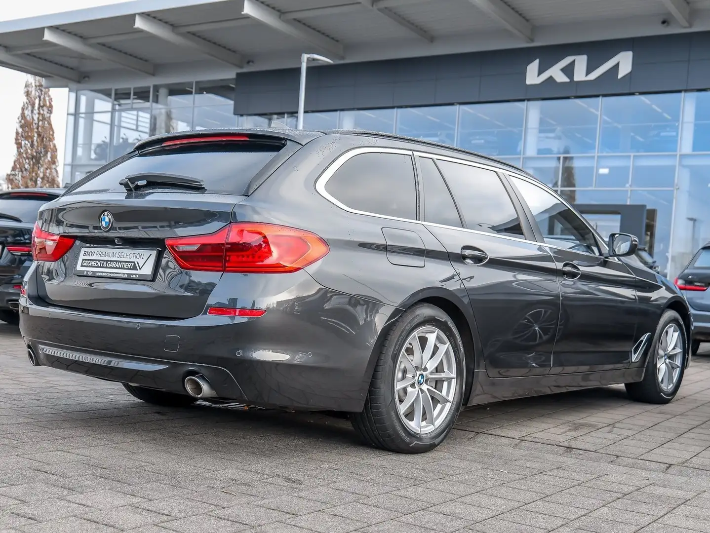 BMW 520 d HUD AHK RFK NAVI LED PDC V+H Parkass. LM Grigio - 2