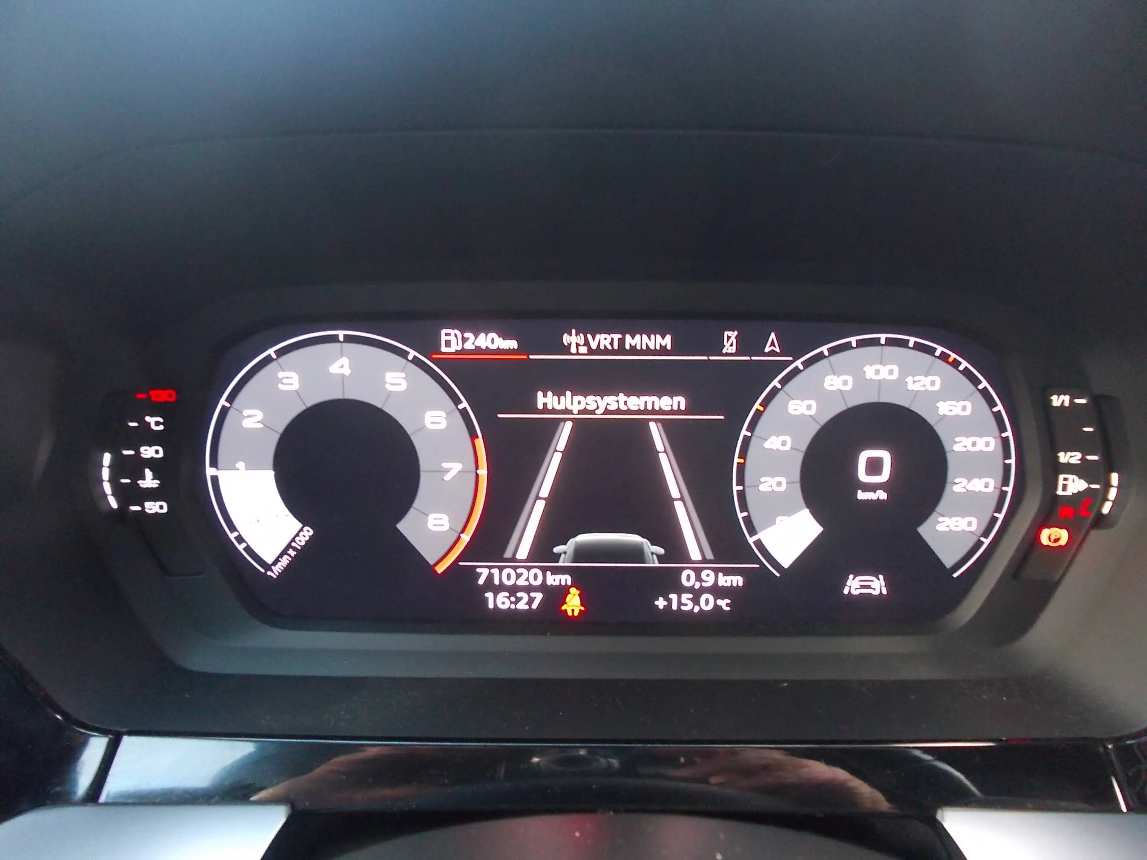 Audi A3 A3 Sportback 30 TFSI Attraction — photo 10