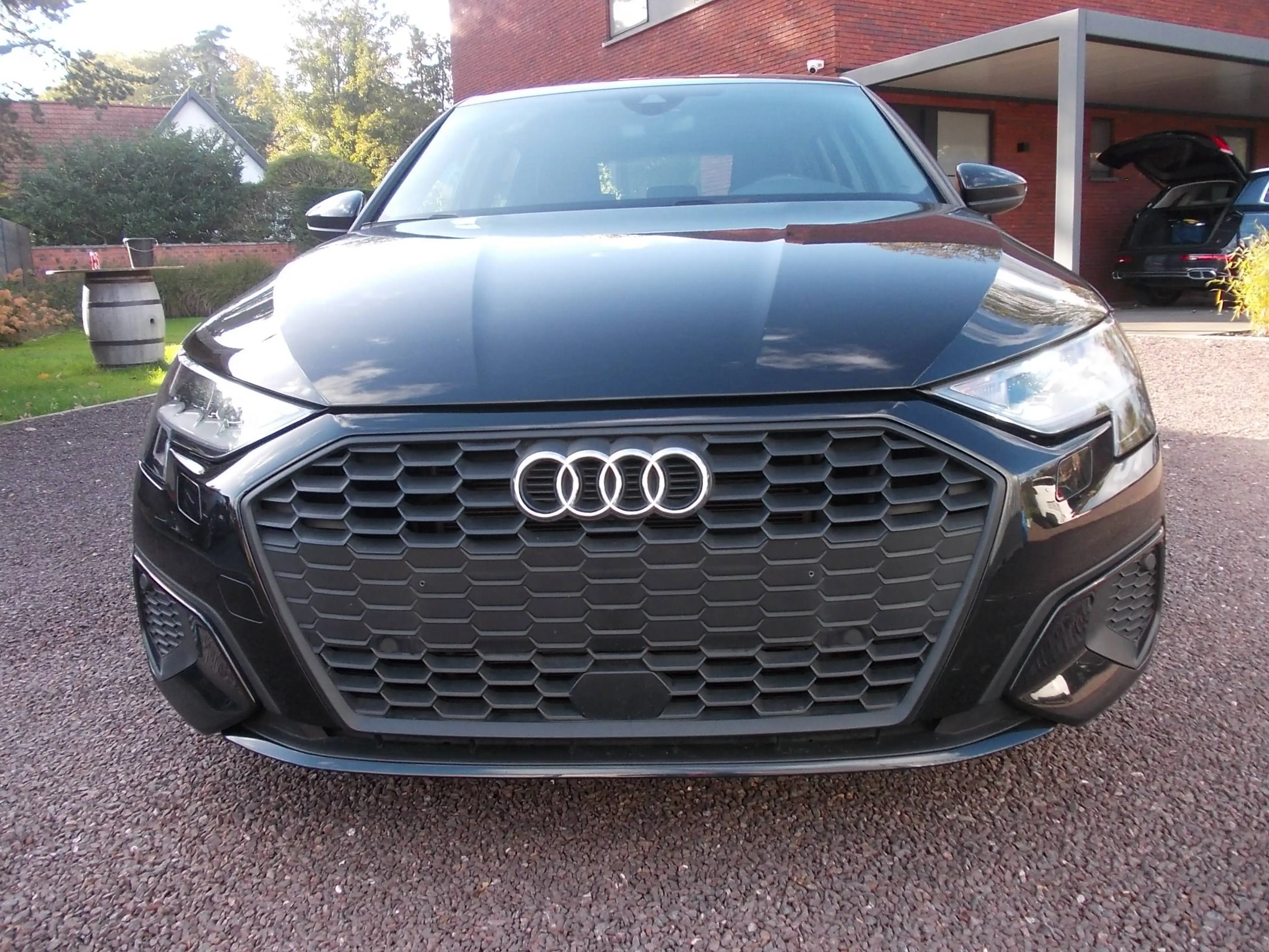 Audi A3 A3 Sportback 30 TFSI Attraction — photo 2