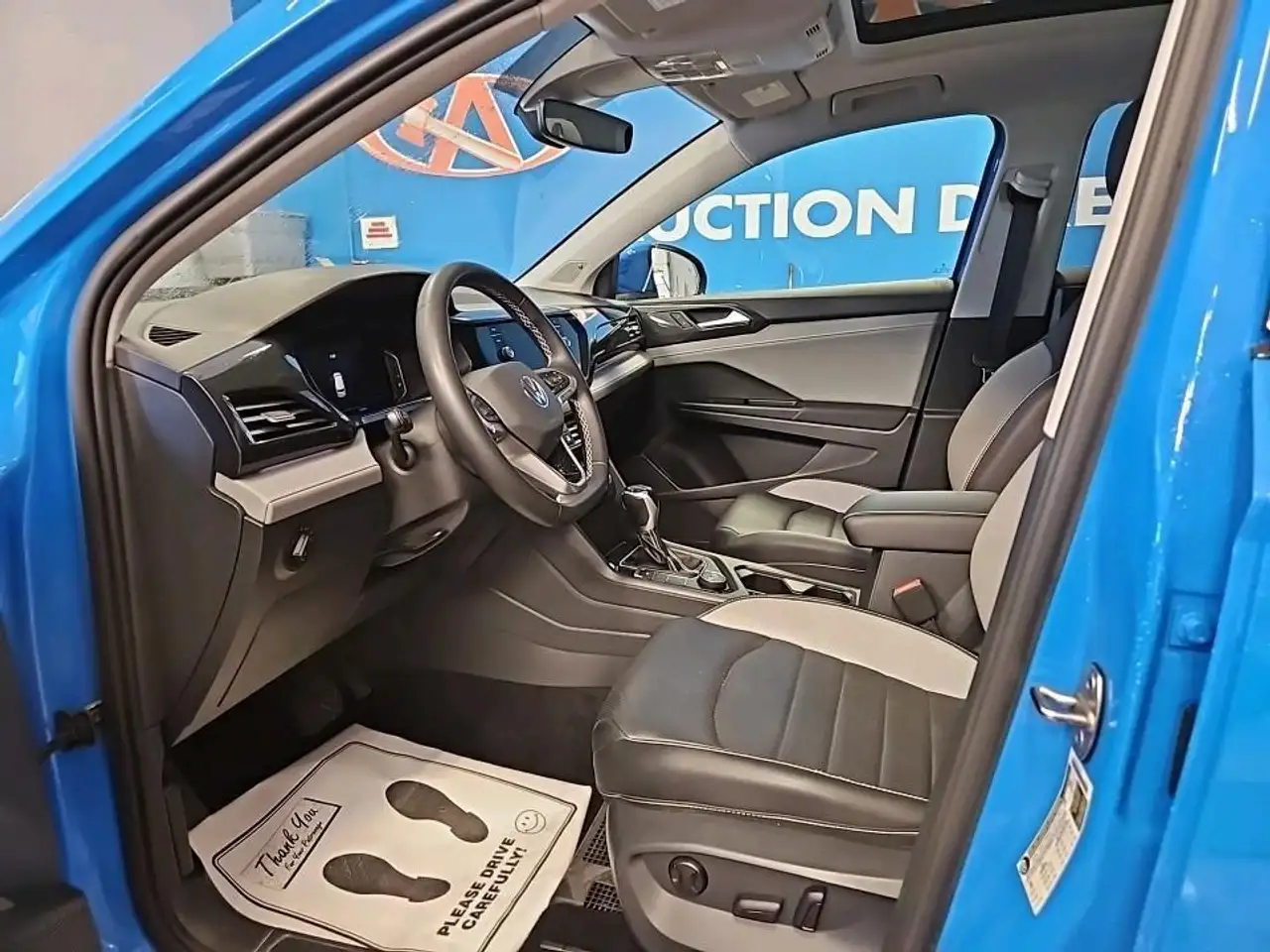 Volkswagen Taos снимка Volkswagen Taos