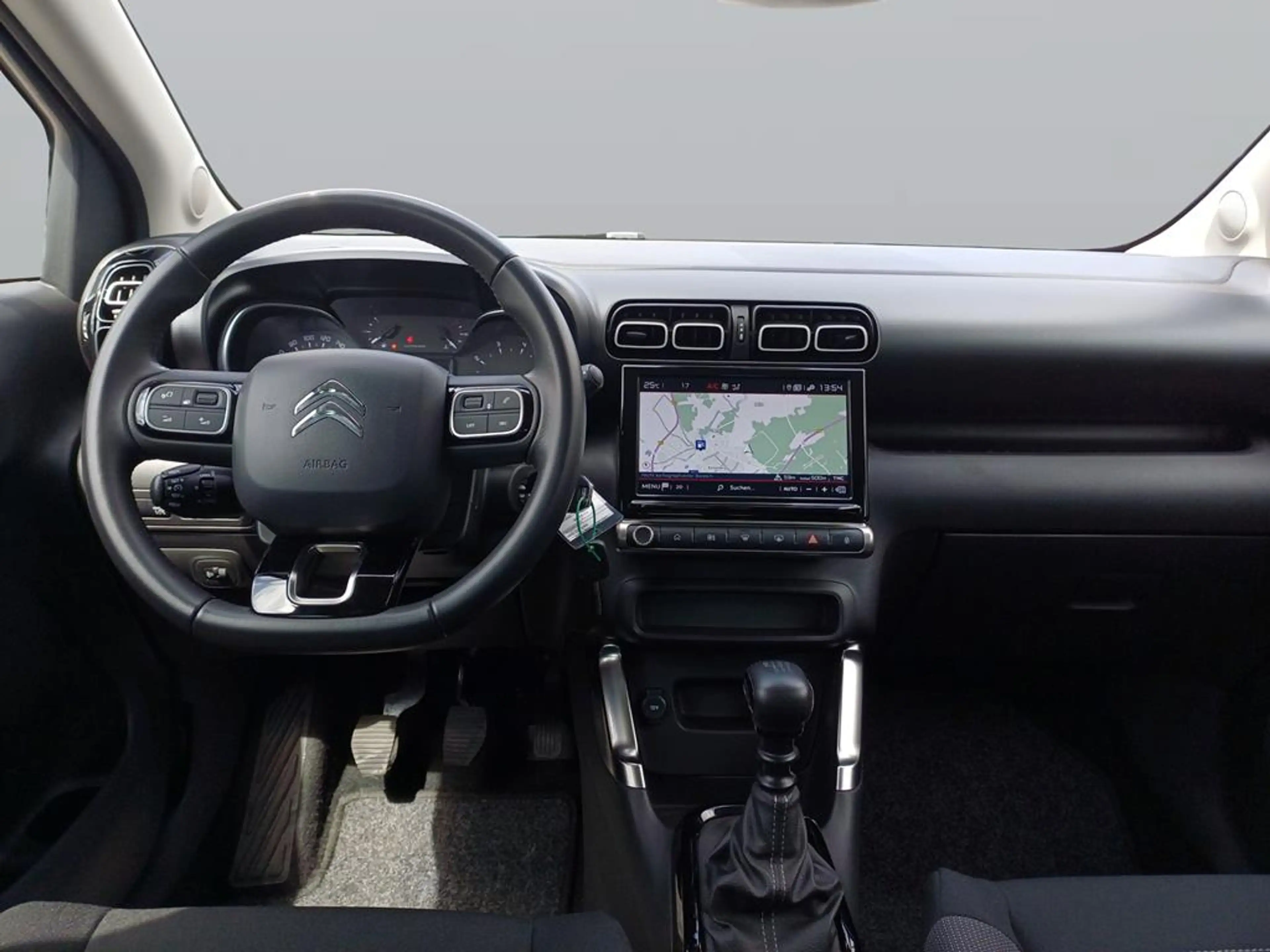 Citroen C3 Aircross PureTech 110 S&S Shine — photo 12
