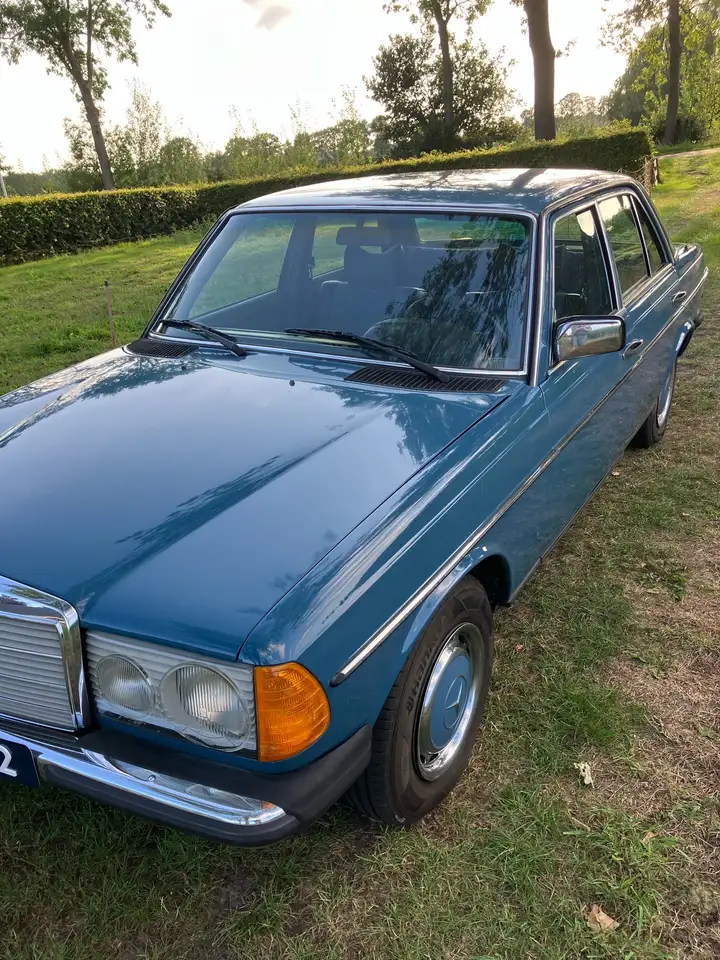 Mercedes-Benz 200, foto 10